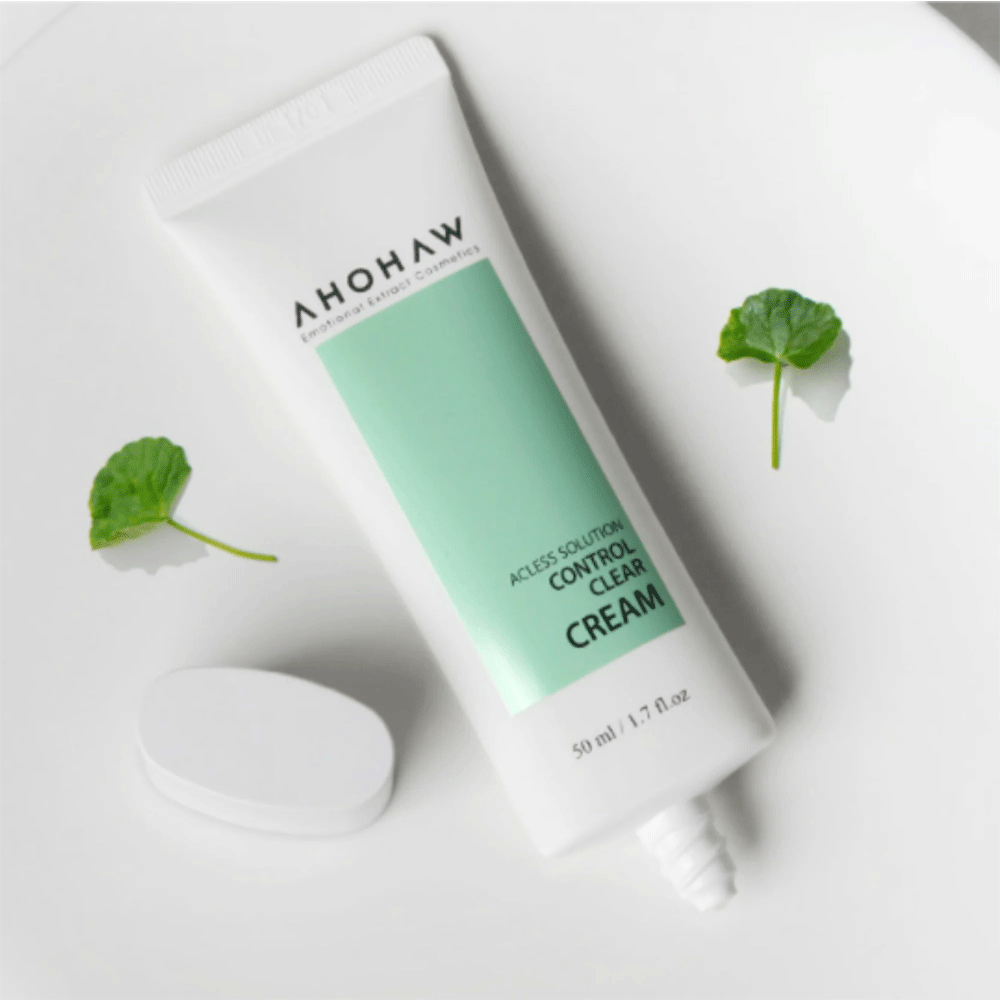 AHOHWA Control Clear Cream 50ml - Acne Treatment & Oil Control Face Moisturizer for Oily & Combination Skin | Daily Skincare Routine for Clear, Healthy Complexion