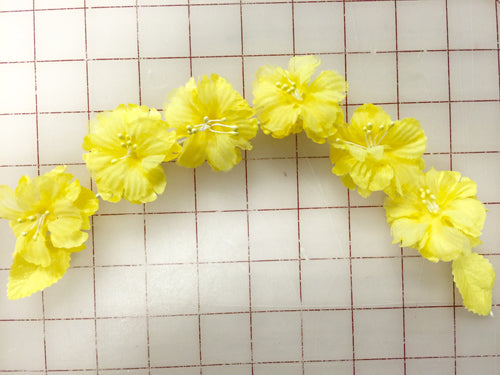 Beautiful Buttercup Flower Wreath - Handmade Floral Decor for Home, Weddings & Special Events | Perfect for Doors, Walls & Seasonal Celebrations
