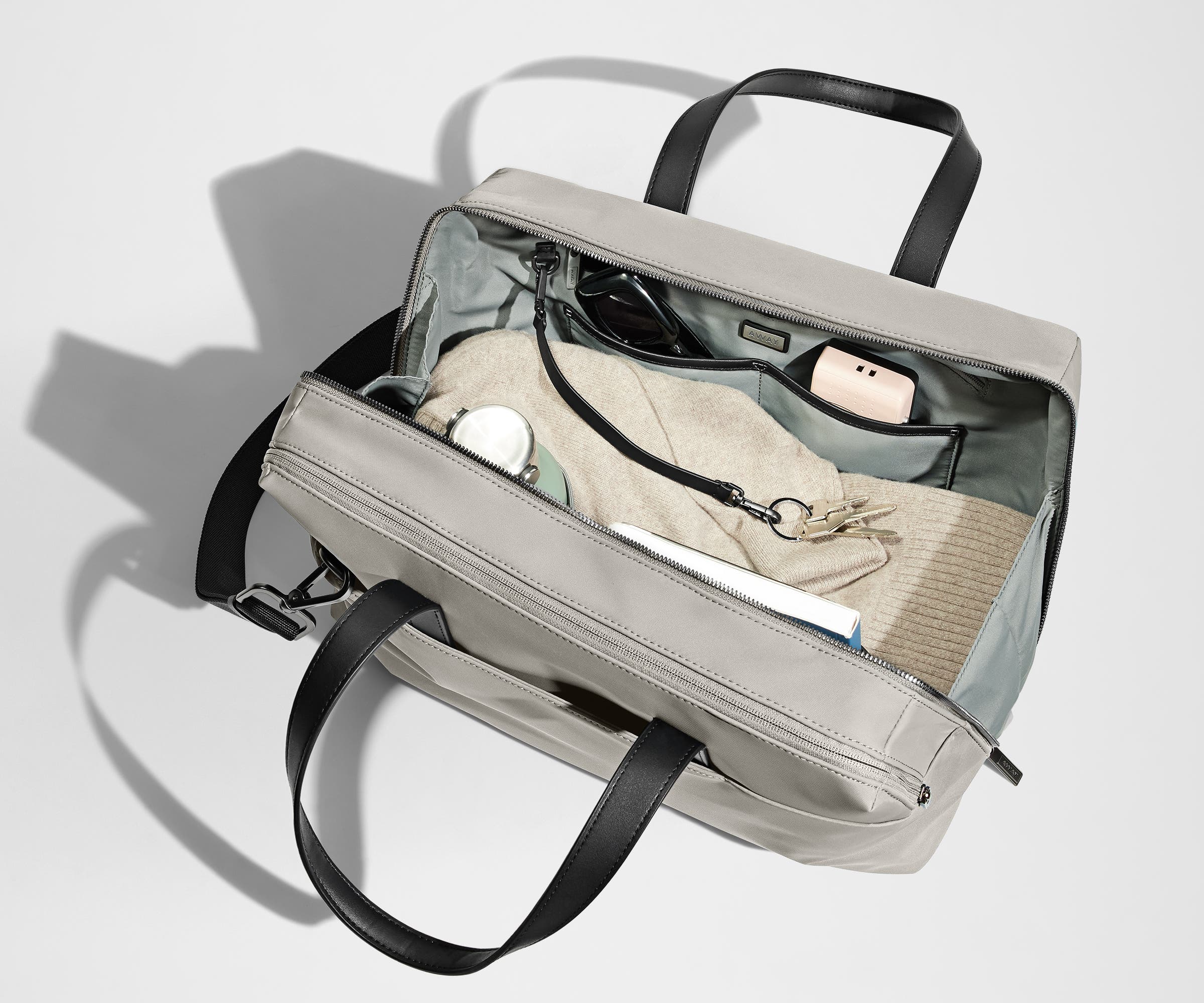 The Everywhere Bag in Cloud Gray - Stylish & Durable Crossbody Purse for Women - Perfect for Travel, Work & Everyday Use