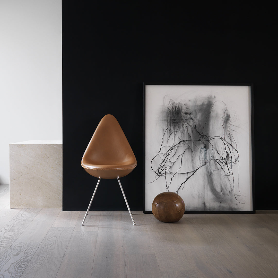 Stylish Drop Side Chair with Premium Leather Upholstery - Perfect for Dining Room, Office, or Living Room Seating