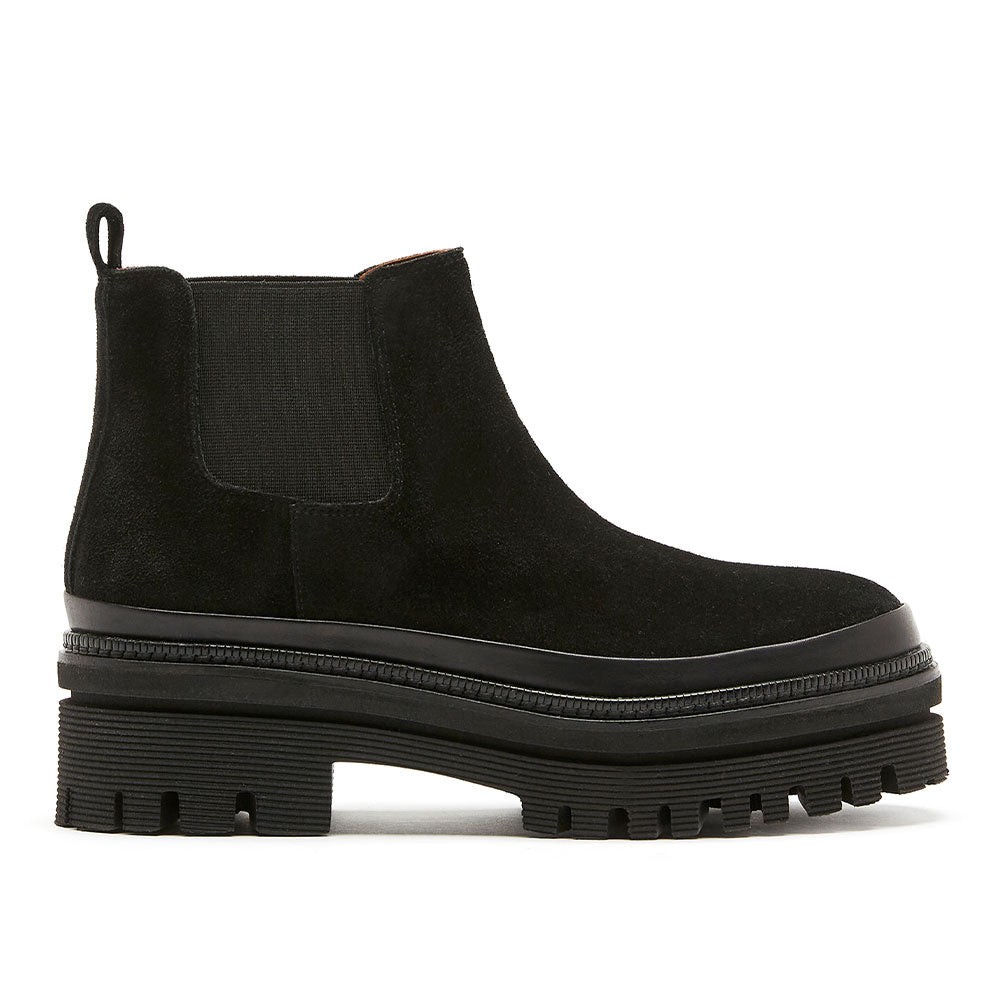Yael Women's Chelsea Boots - Stylish Ankle Boots with Elastic Side Panels for Comfort & Fashion | Perfect for Casual Outfits, Office Wear & Fall/Winter Seasons