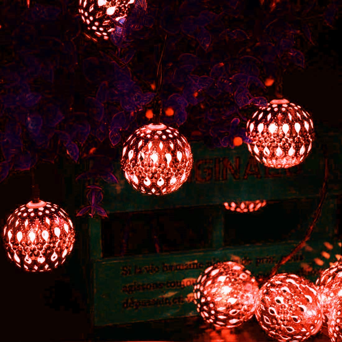 Solar Powered Metal Ball String Lights - 12 LED 3.5M Outdoor/Indoor Fairy Lights for Garden, Patio, Christmas, Wedding & Party Decorations (Red) | Weatherproof Moroccan Style Globe Lights for Year-Round Festive Ambiance