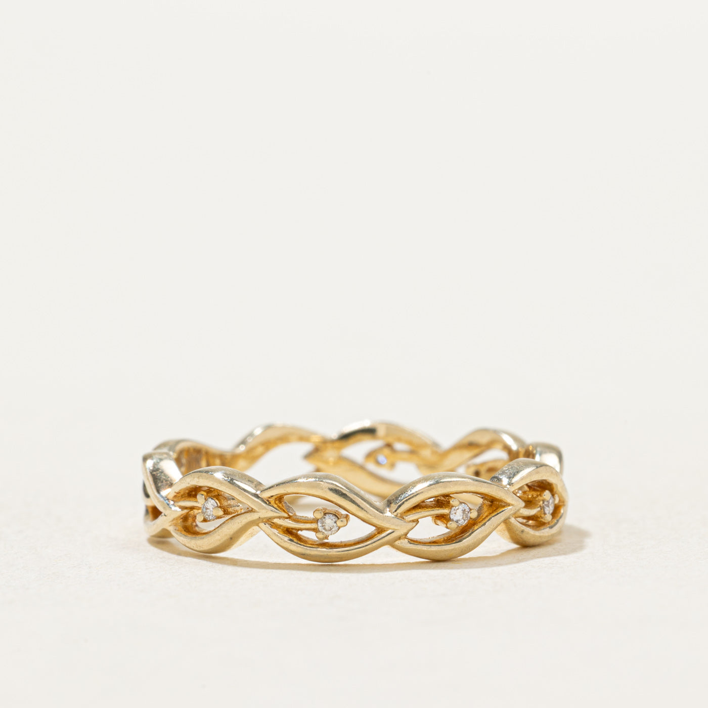 10K White Gold Semi Eternity Diamond Vine Ring | 0.03ctw Total Weight | Size 6.5 | Perfect for Anniversary Gifts, Engagement Rings & Special Occasions