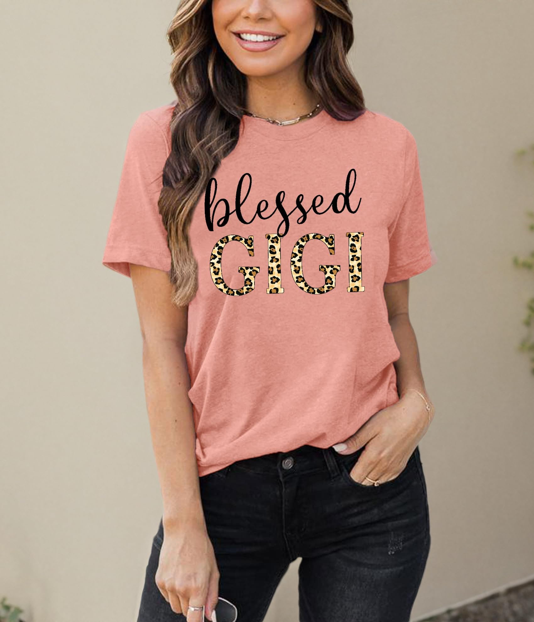 Blessed Gigi Shirts for Grandma - Women's Leopard Print Graphic T-Shirt - Comfortable Cotton Tee for Mimi & Gigi - Perfect Gift for Grandmothers, Mother's Day & Family Gatherings