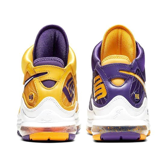 Nike LeBron 7 QS 