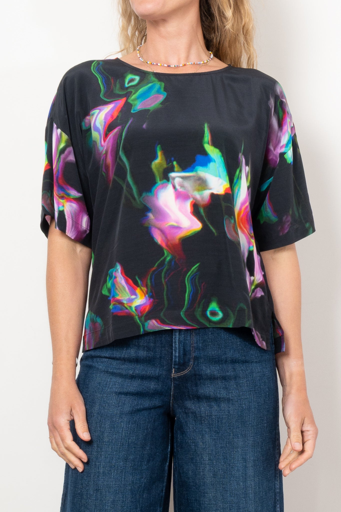 Elk Dela Top - Stylish Women's Blouse for Casual & Office Wear | Trendy & Comfortable Fashion Top for Everyday Outfits