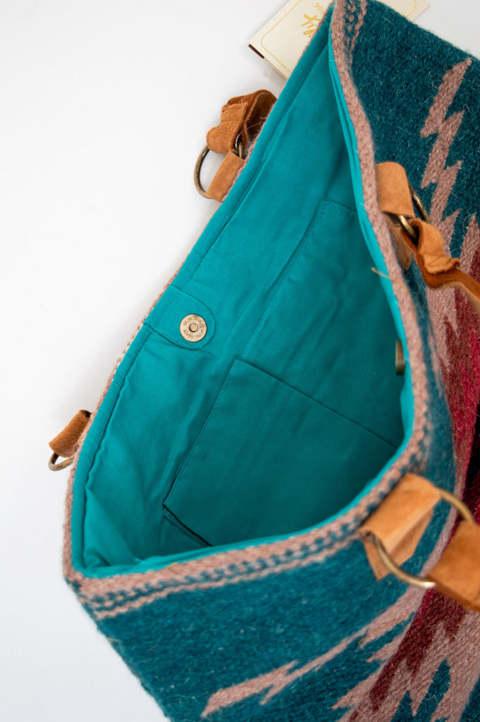 Stylish Women's Handbag B314 - Fashionable Crossbody Purse for Everyday Use, Work & Travel