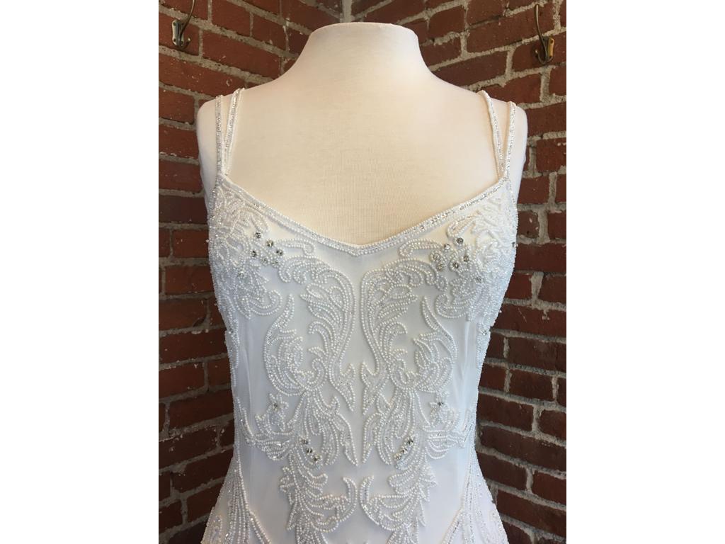 Theia Irina 890219 Elegant Lace Wedding Dress with Long Train - Perfect for Bridal Ceremony, Formal Events & Romantic Photos