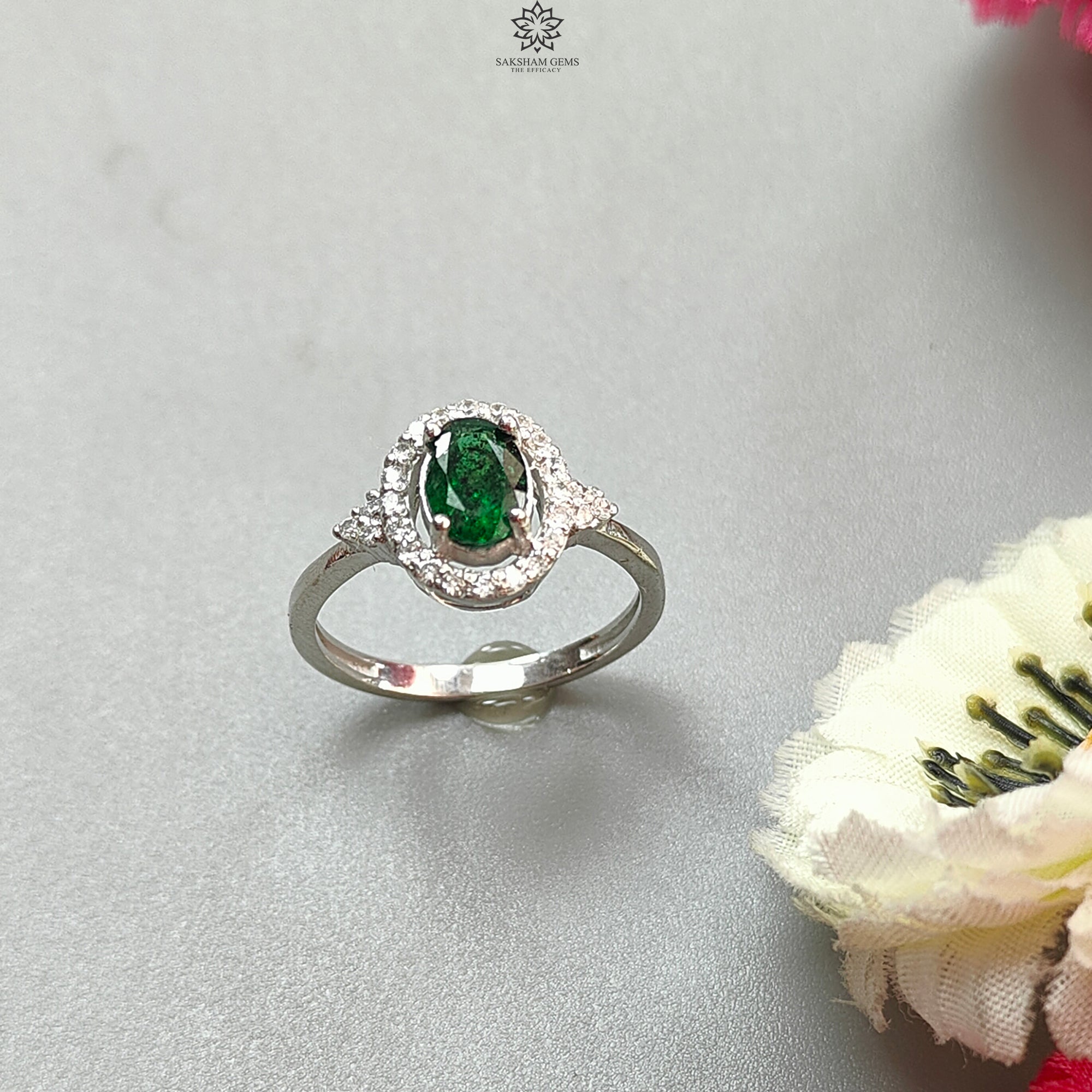 Natural Untreated Emerald Oval Faceted Cut Ring - 925 Sterling Silver Prong Set, 2.59gms, Size 7 US | Elegant Jewelry for Women, Perfect for Weddings, Parties & Special Occasions
