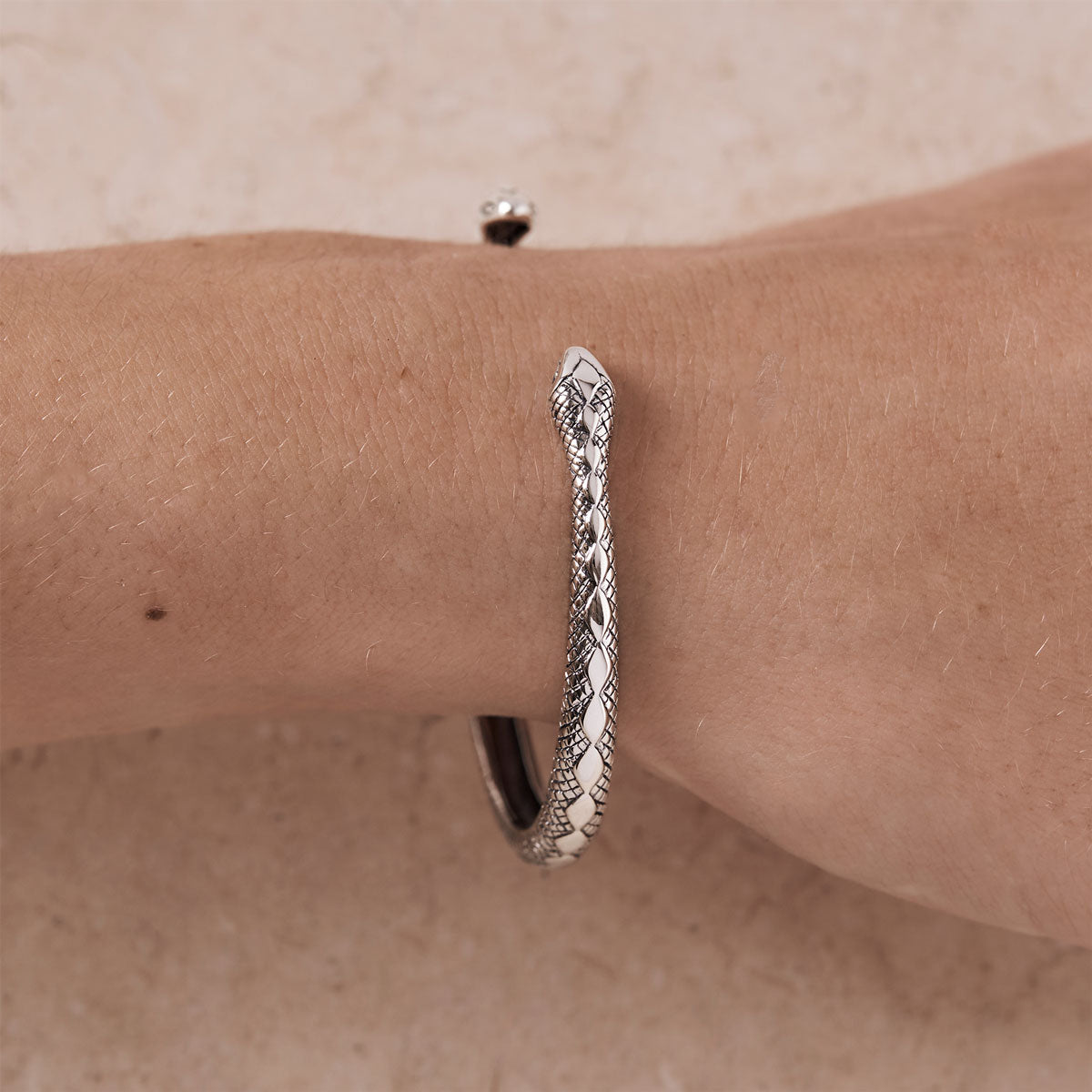 Exquisite Diamond Python Snake Cuff Bracelet - Elegant Reptile Jewelry for Women - Perfect for Parties, Weddings & Fashion Accessories