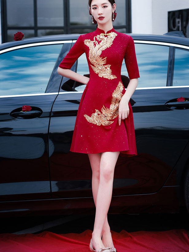 Elegant Red Sequined Phoenix A-Line Wedding Cheongsam Qipao Dress - Traditional Chinese Bridal Gown for Weddings, Parties & Special Occasions