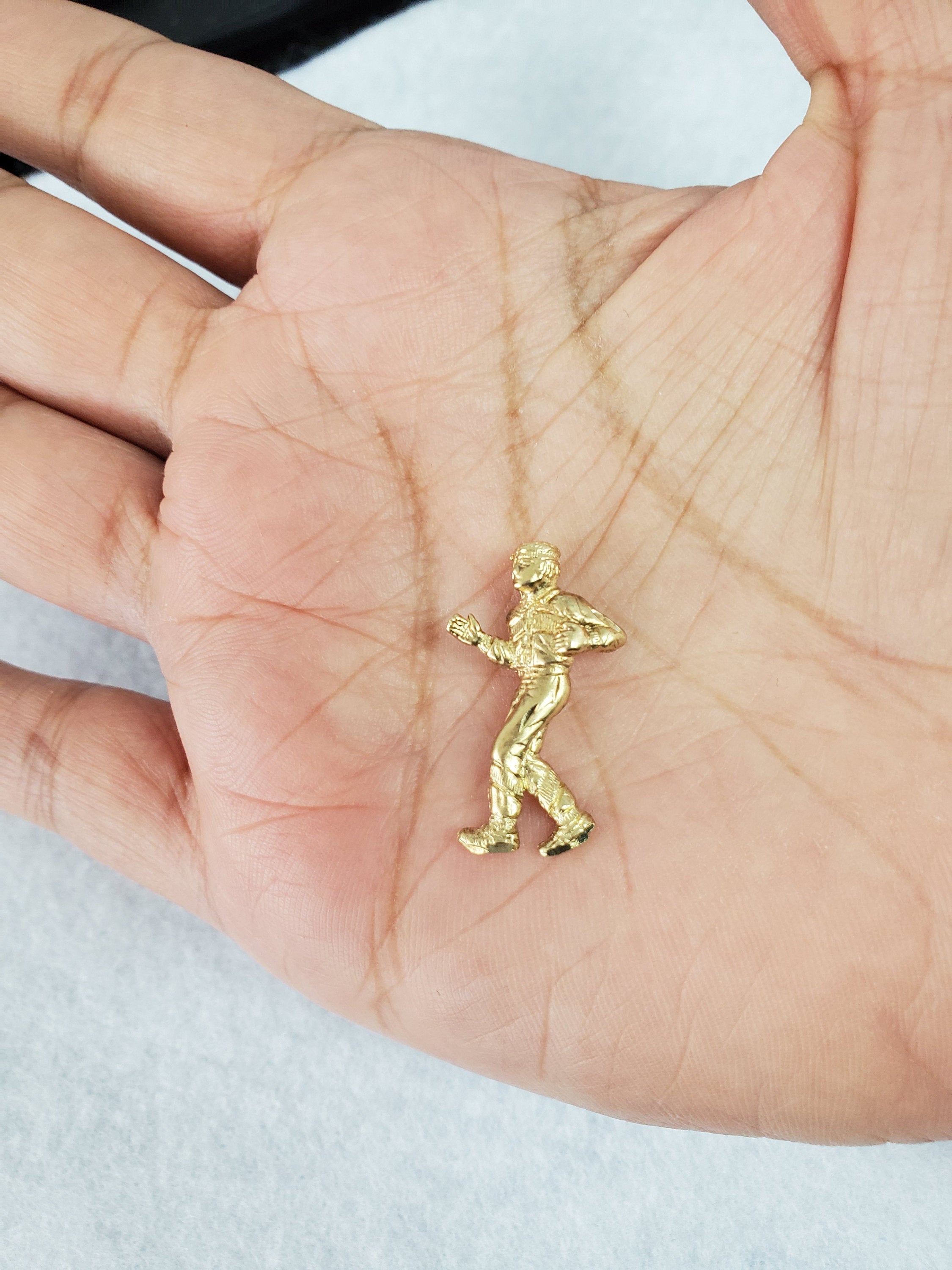 14K Yellow Gold Running Man Pendant Necklace with Diamond Cuts - Perfect for Sports Enthusiasts, Athletes & Fitness Lovers
