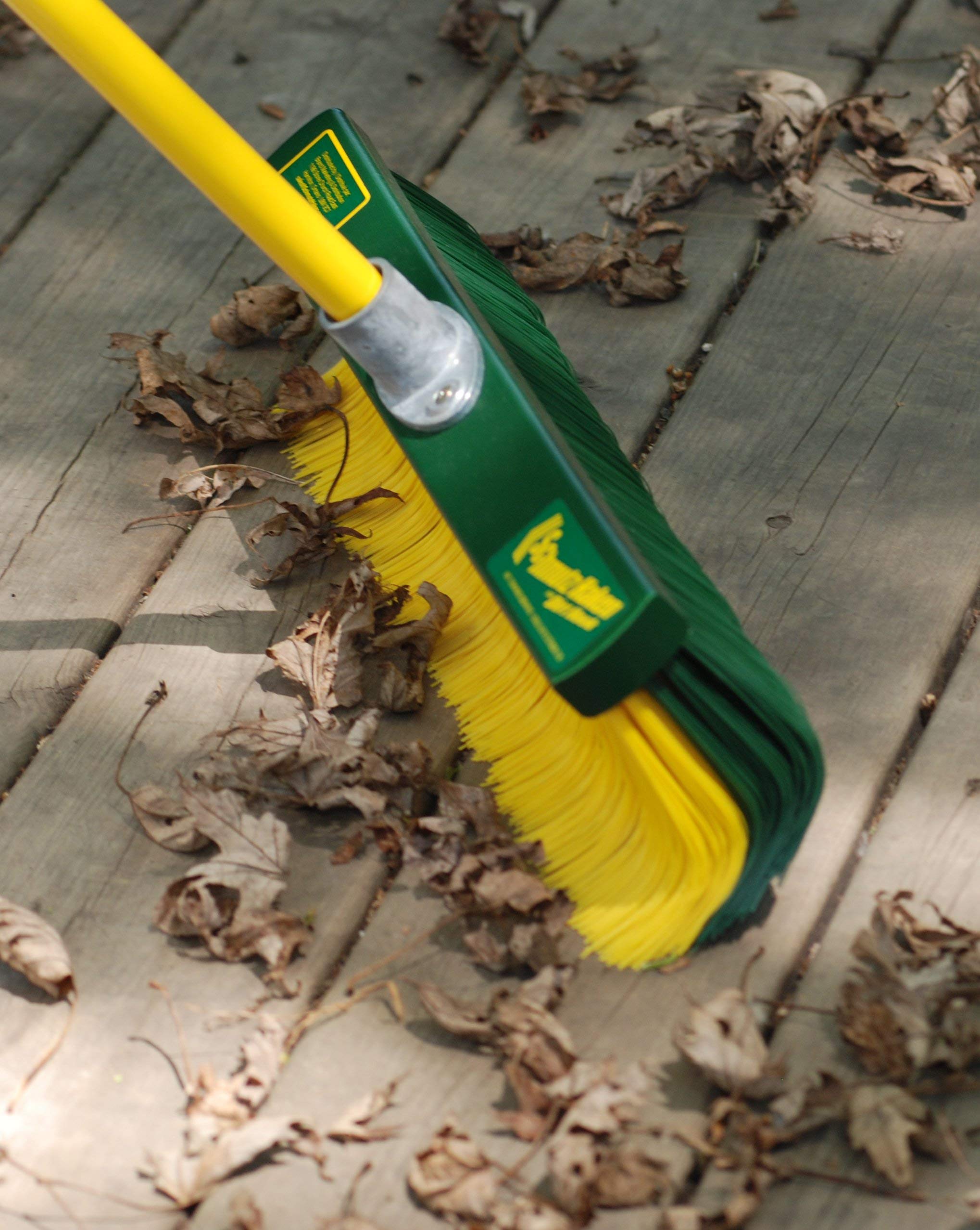 SCHMUTZHAKEN The Dirt Hook - Heavy Duty Outdoor Broom Holder with Rustproof Coating for Garage, Patio & Garden - Perfect for Storing Brooms, Mops and Yard Tools