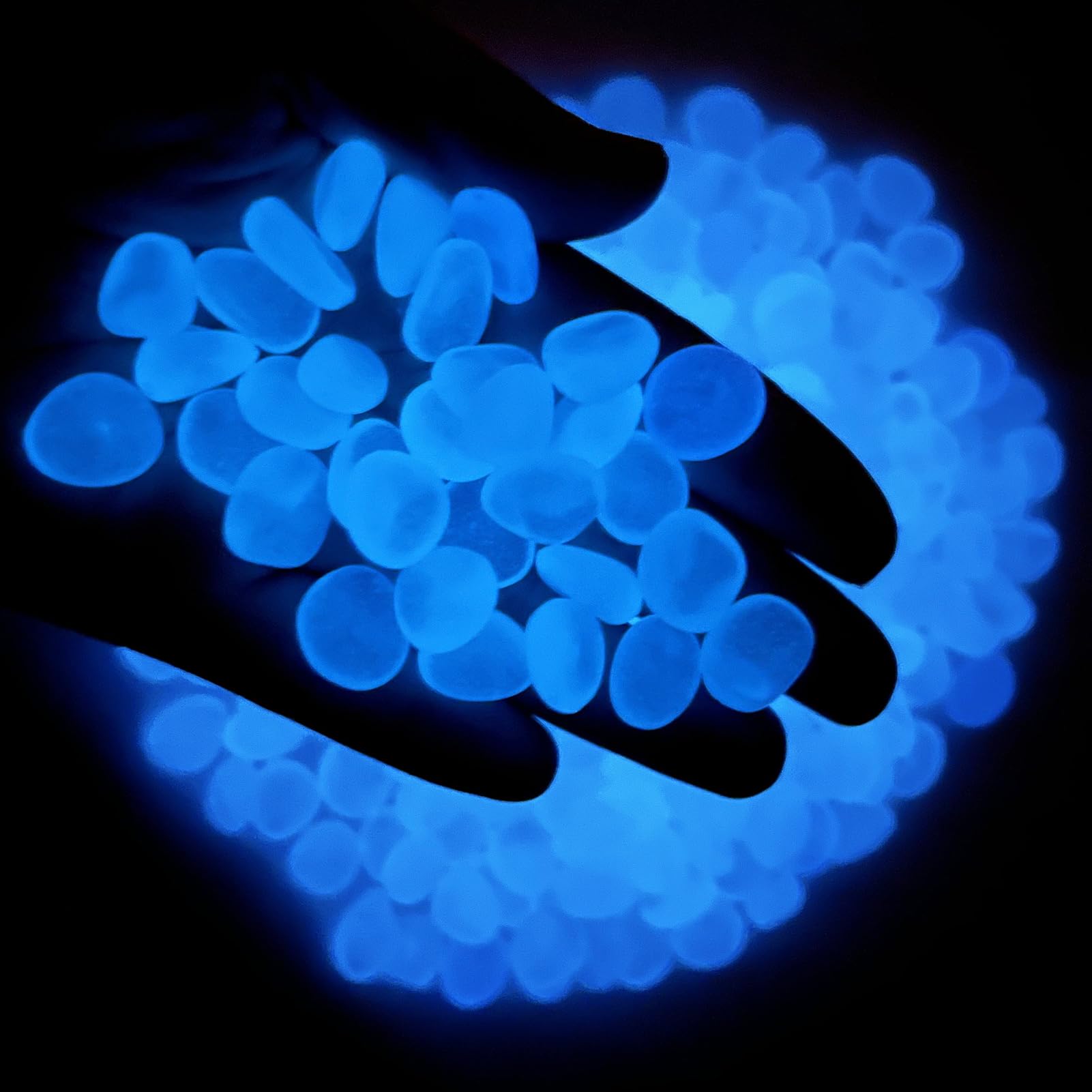 SEETOOOGAMES Glow in the Dark Rocks - 500 Blue Glowing Pebbles for Outdoor Garden Decor, Aquarium Gravel, Walkway & Yard Landscaping, Turtle & Fish Tank Accessories - Perfect for Nighttime Garden Paths, Aquarium Bedding & Decorative Lighting