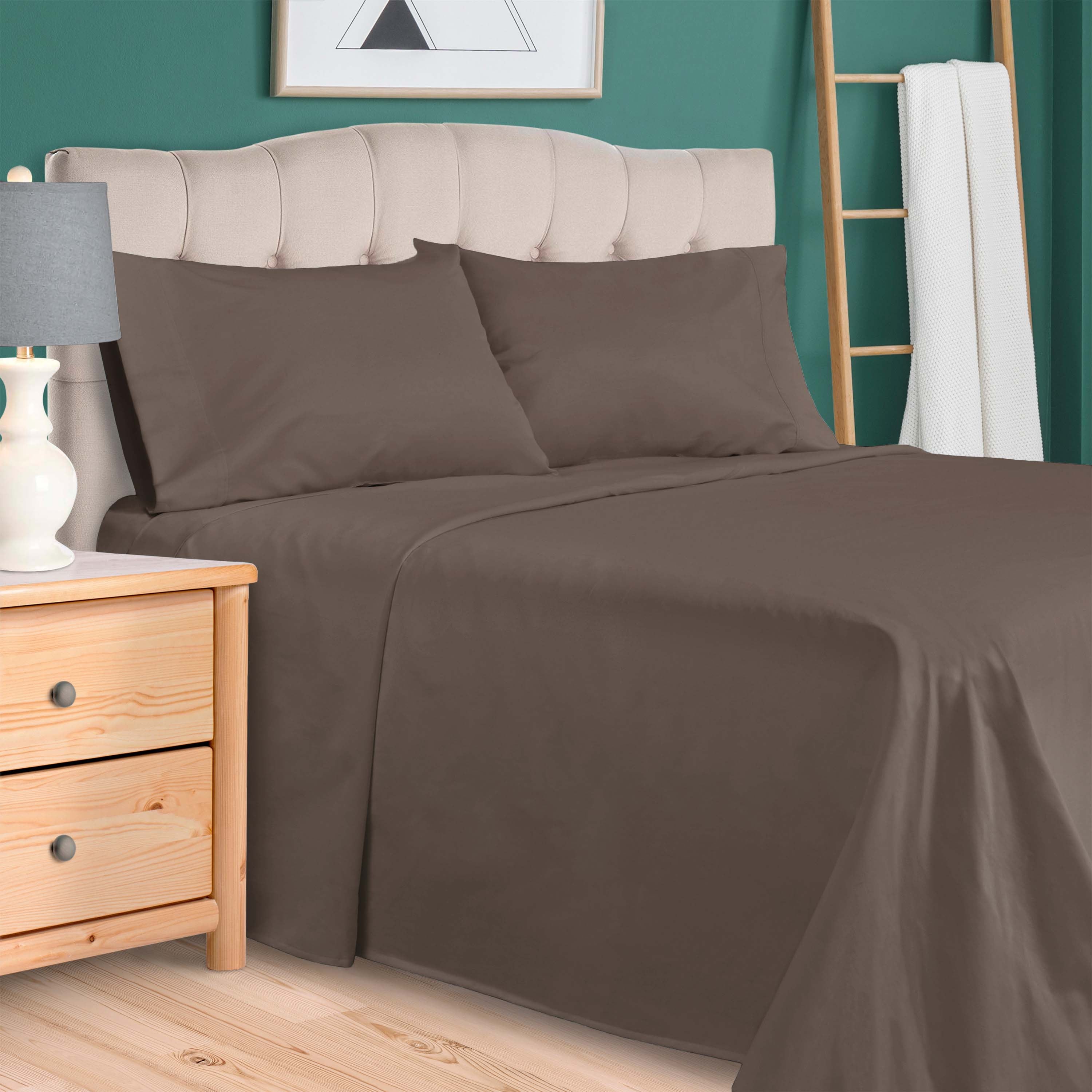 Premium 100% Egyptian Cotton 300 Thread Count Bed Sheet Set - Queen Size, 4-Piece (Flat Sheet, Fitted Sheet, 2 Pillowcases) - Soft, Breathable & Wrinkle-Resistant for Ultimate Comfort - Perfect for Luxury Hotels, Master Bedrooms & Guest Rooms