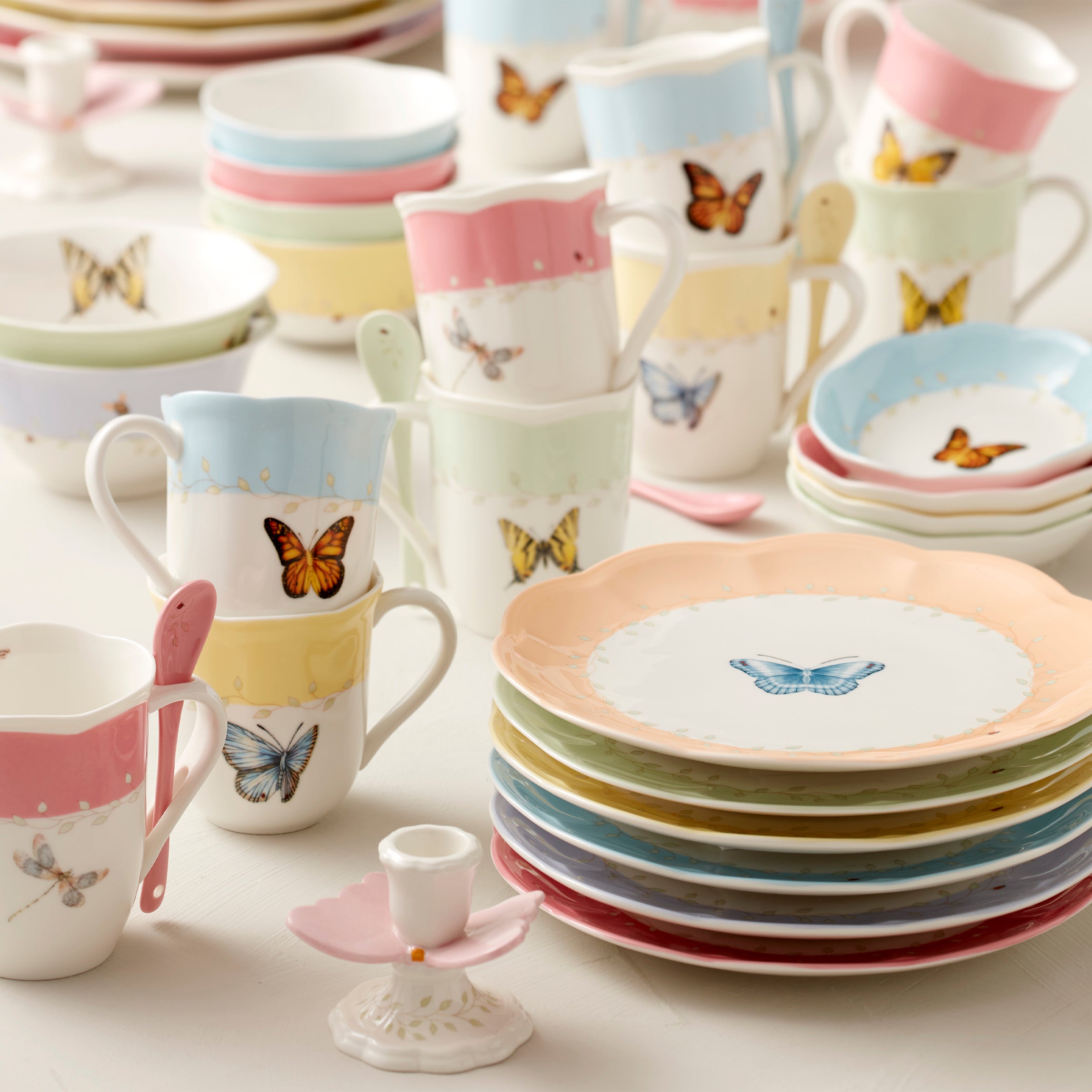Butterfly Meadow 18-Piece Dinnerware Set - Colorful Porcelain Plates, Bowls, Cups & Saucers for Family Dining, Parties & Home Decor