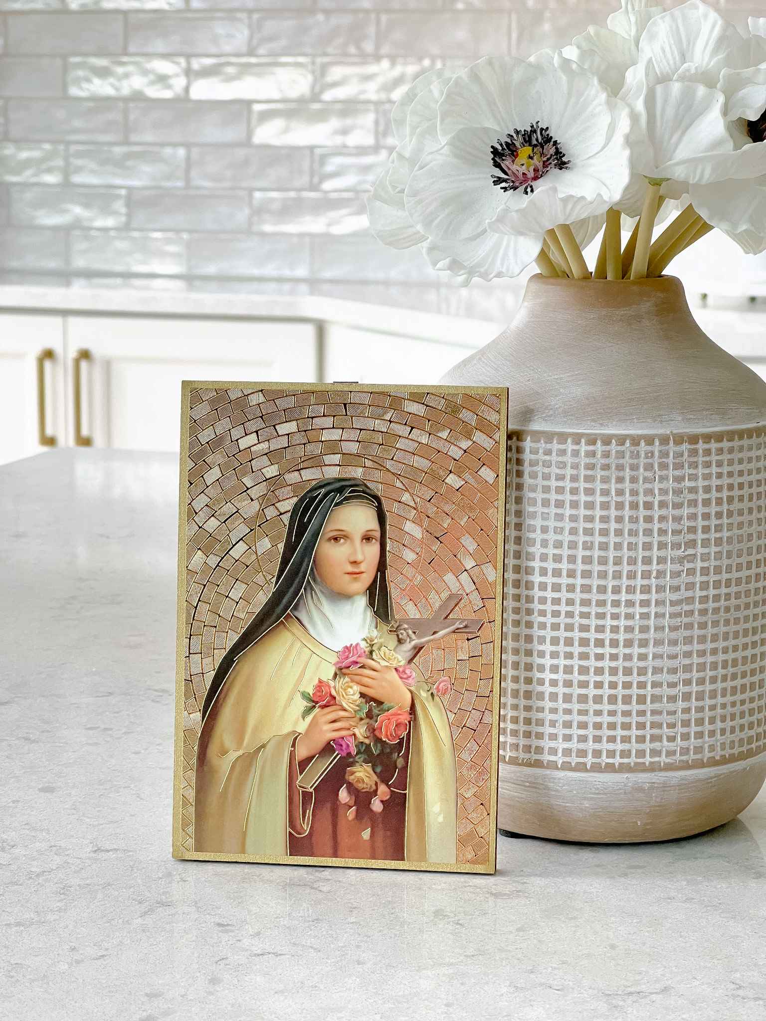 St. Therese of Lisieux Plaque - Small Religious Wall Decor for Home, Church & Prayer Room - Perfect for Catholic Gifts & Devotional Spaces