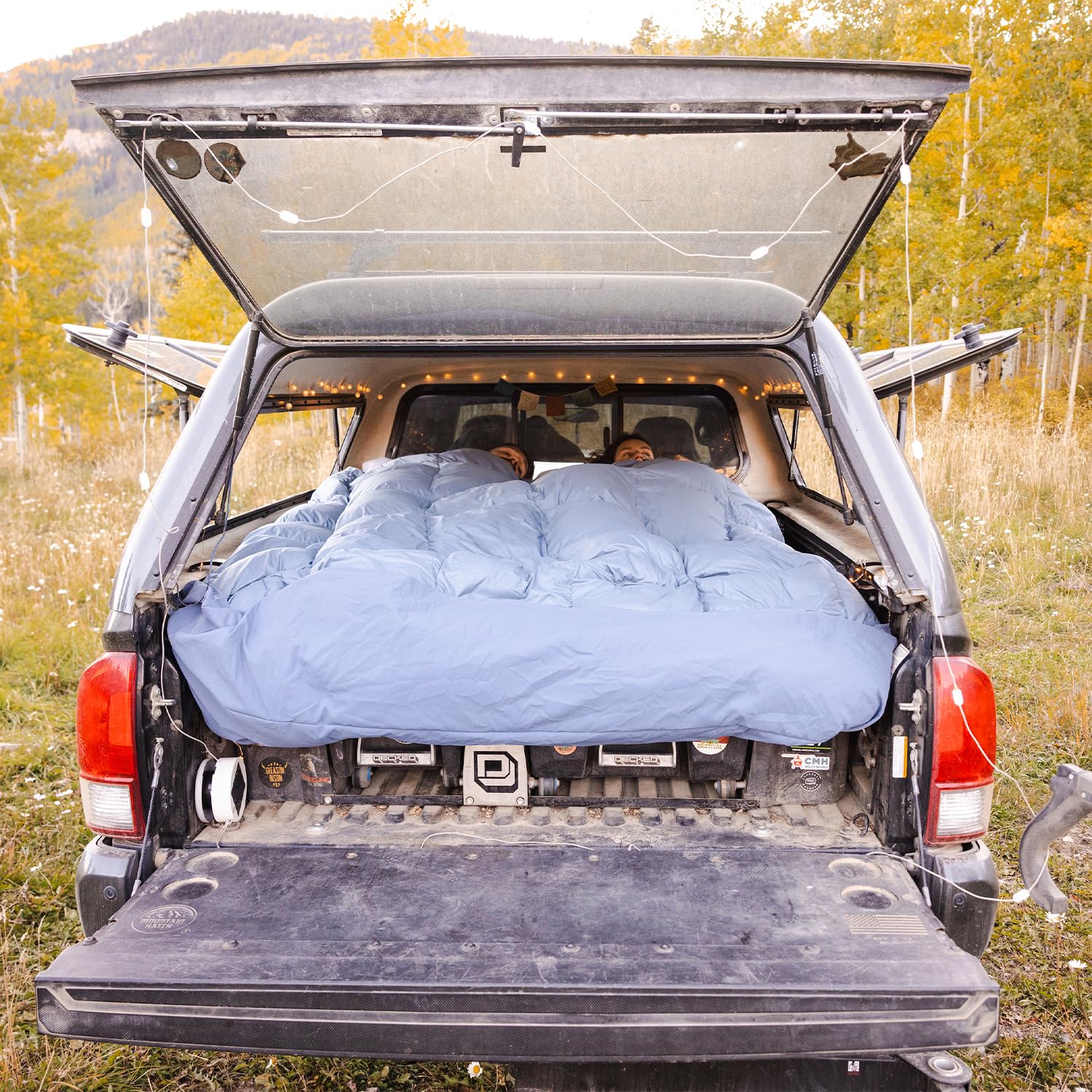 HEST Single Top Sheet - Compatible with Single Down Comforter - Soft & Cozy Camping Sheet for Outdoor Adventures - Non-Slip Tucked Corner Flaps & Toggles - 58