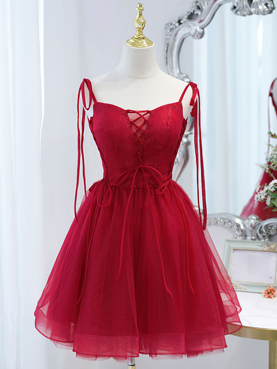 Elegant Red Tulle Lace Short Prom Dress - Fluffy Homecoming Party Gown for Teens | Perfect for Prom Night, Homecoming Dance & Special Occasions
