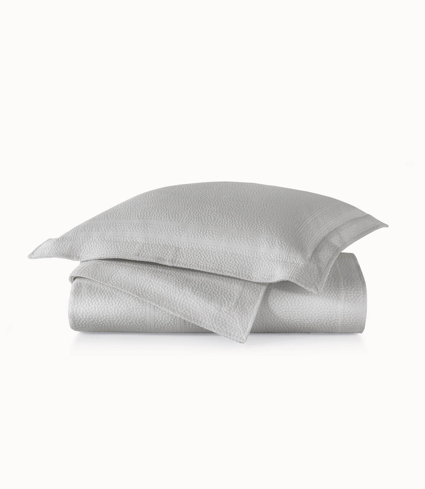 Luxury Montauk Matelassé Coverlet - Queen Size Quilted Bedspread for All Seasons | Soft & Breathable Cotton Blend | Perfect for Master Bedroom, Guest Room & Hotel Decor