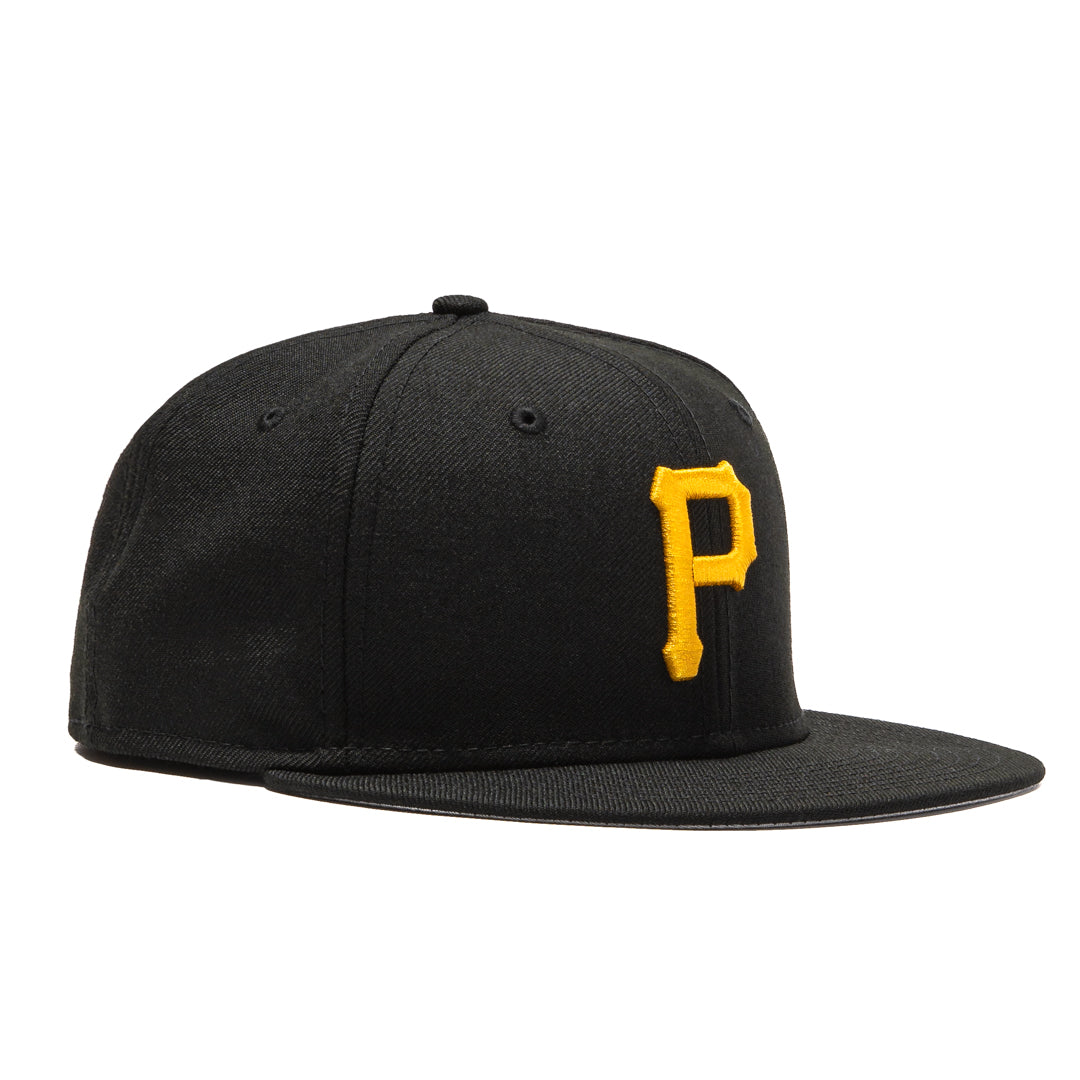 New Era 59Fifty Retro On Field Pittsburgh Pirates Baseball Cap - Black MLB Officially Licensed Snapback Hat for Men & Women - Perfect for Games, Sports Events & Casual Wear