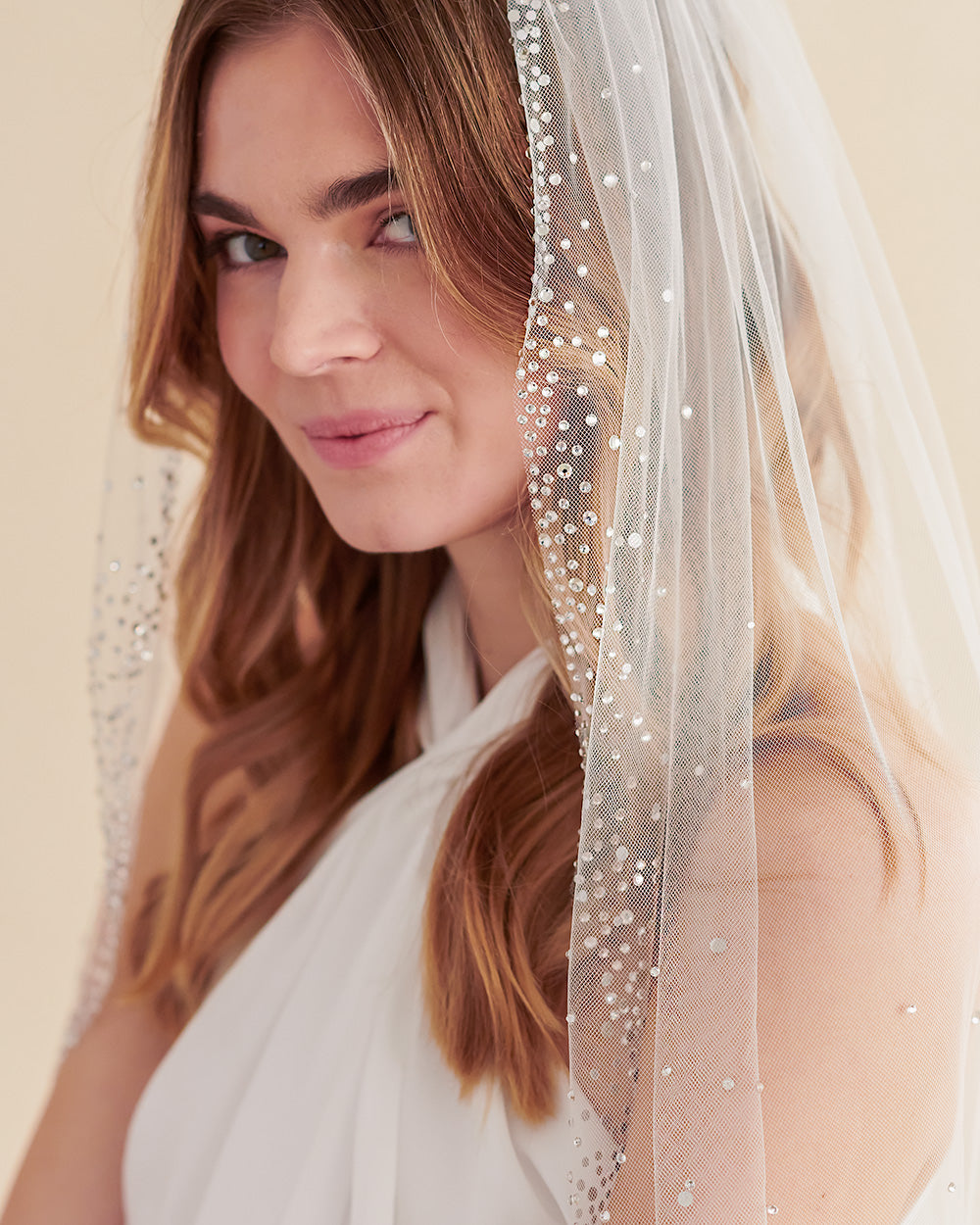 Elegant Starlight Wedding Veil with Beaded Edge - Perfect for Bridal Ceremony, Photoshoot & Formal Events