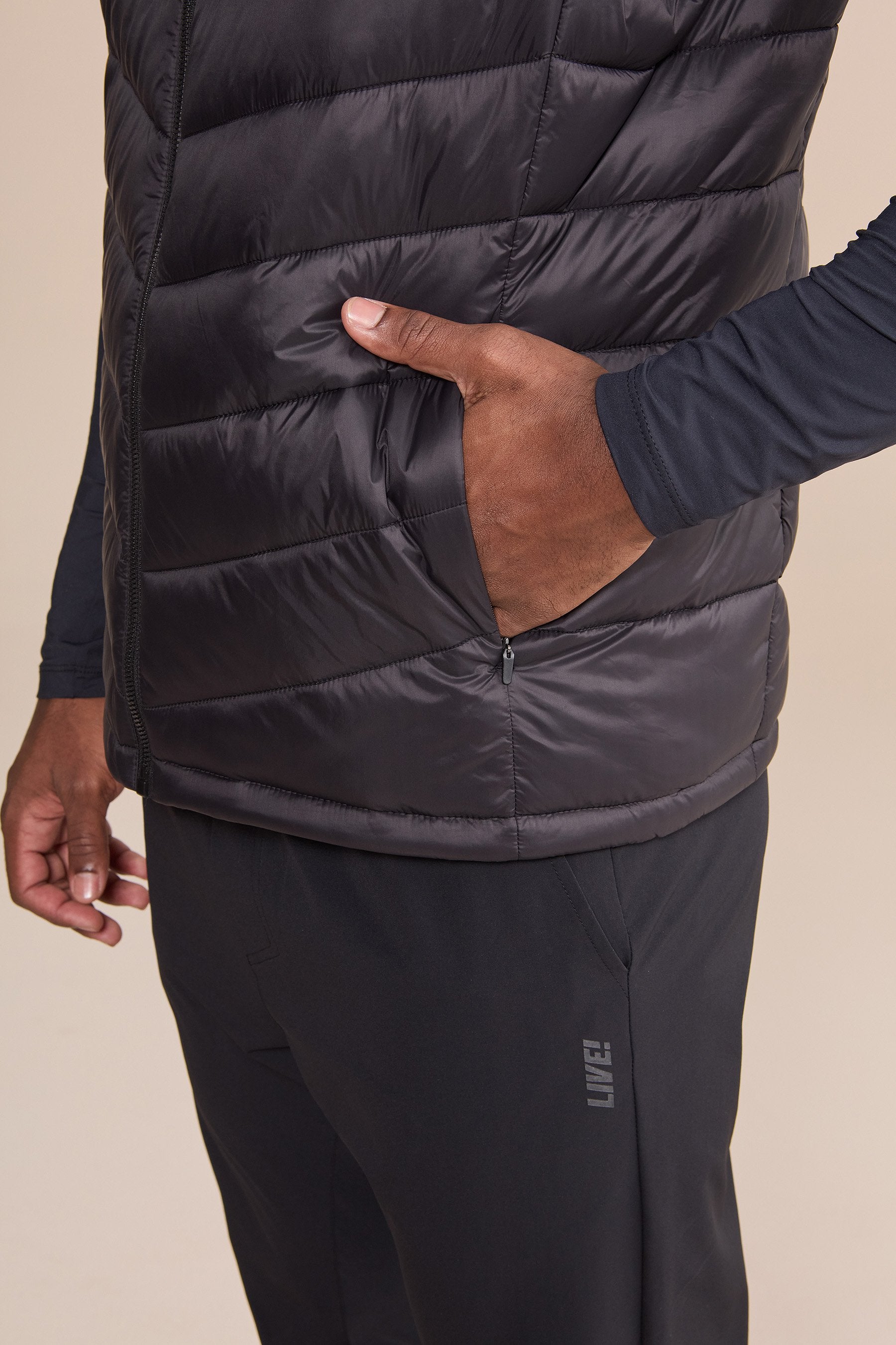 Men's Lightweight Nylon Puffer Vest - Warm Winter Jacket for Outdoor Activities, Hiking & Casual Wear