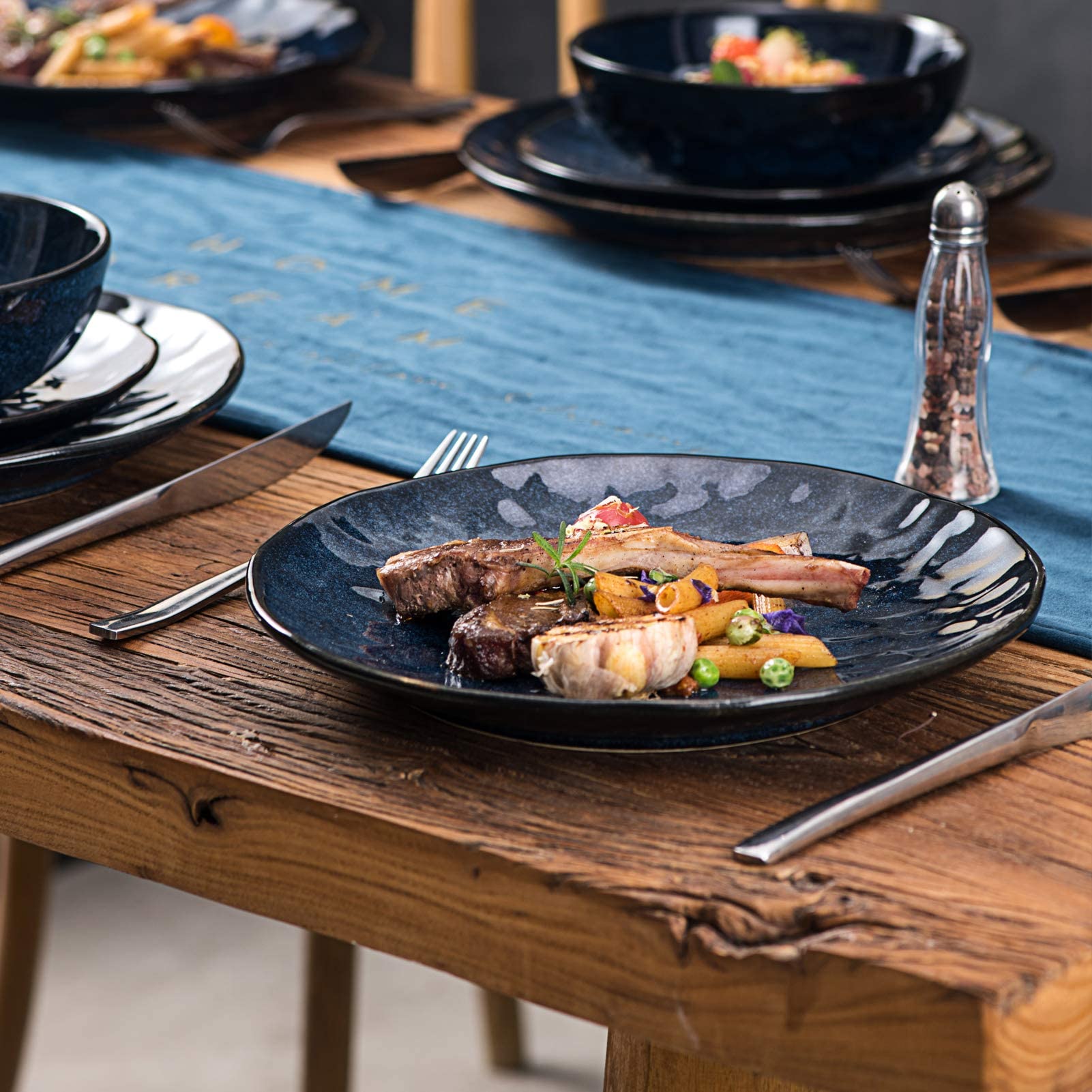 VICRAYS 22-Piece Ceramic Dinnerware Set - Microwave & Dishwasher Safe Plates, Bowls - Scratch Resistant Blue Tableware for Home, Party, Restaurant - Perfect for Daily Meals, Family Gatherings & Dinner Parties