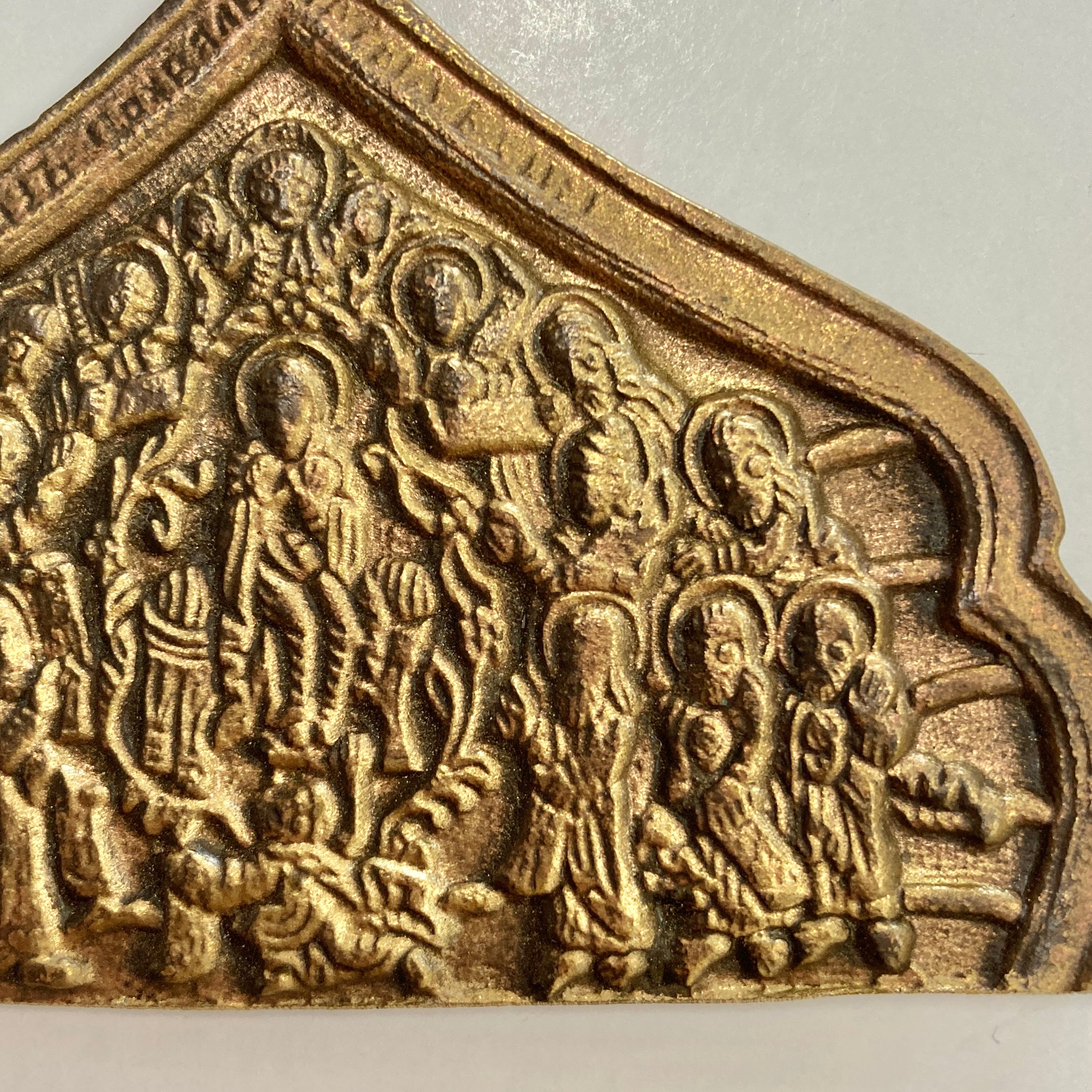 Russian Orthodox Ogee Arch Crest - Handcrafted Wooden Religious Wall Decor for Home & Church - Perfect for Icon Corners, Prayer Spaces & Spiritual Gifting