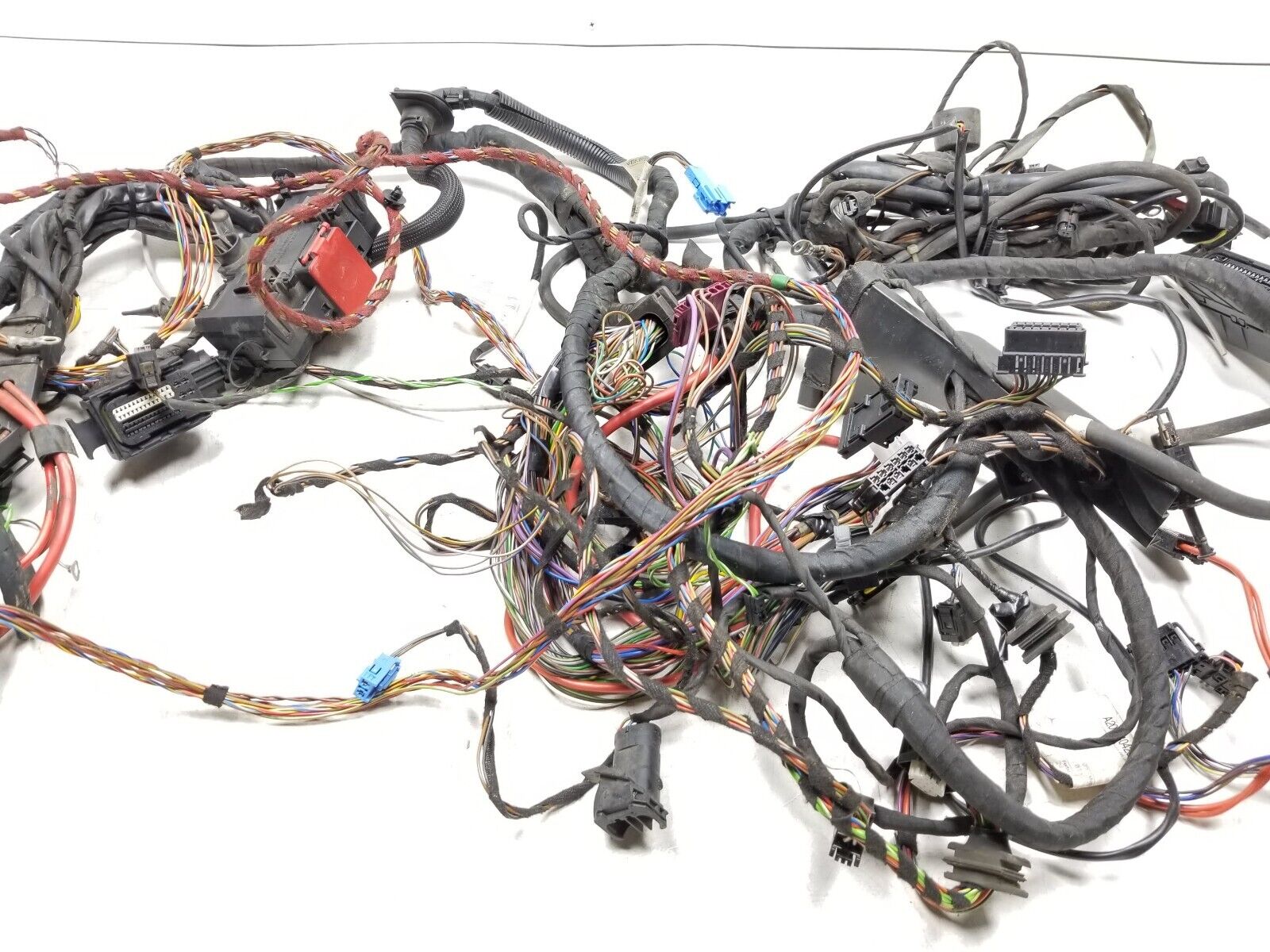 02 05 Mercedes W203 C230 Coupe Engine Cable Wire Harness OEM Replacement - Perfect for Engine Electrical System Repair & Maintenance