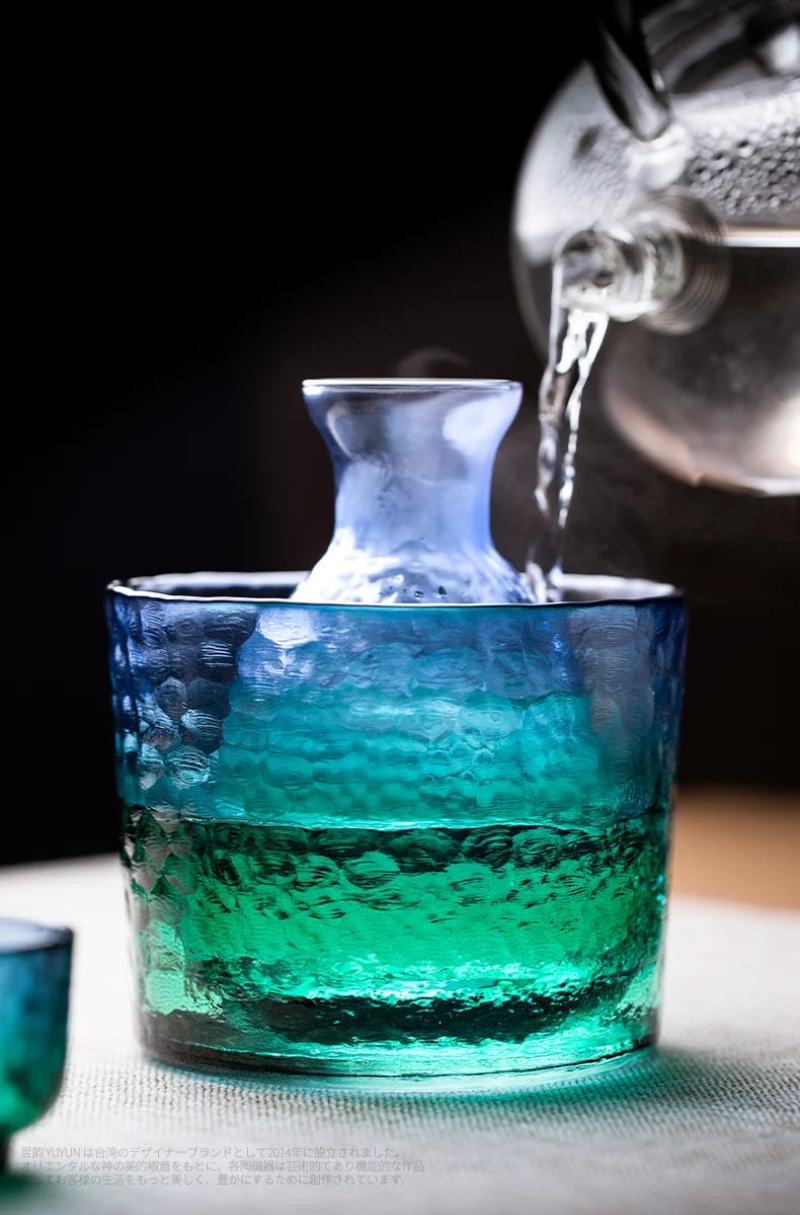 Exquisite Peacock Sake Jug Set - Traditional Japanese Ceramic Sake Set with 2 Cups - Perfect for Sake Tasting, Japanese Tea Ceremony & Home Decor