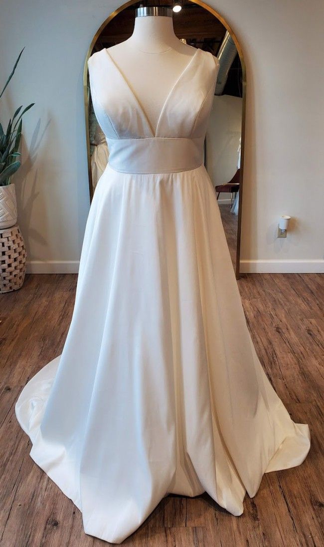 Jenny Yoo Channing Wedding Gown - Elegant A-Line Bridal Dress for Beach & Garden Ceremonies