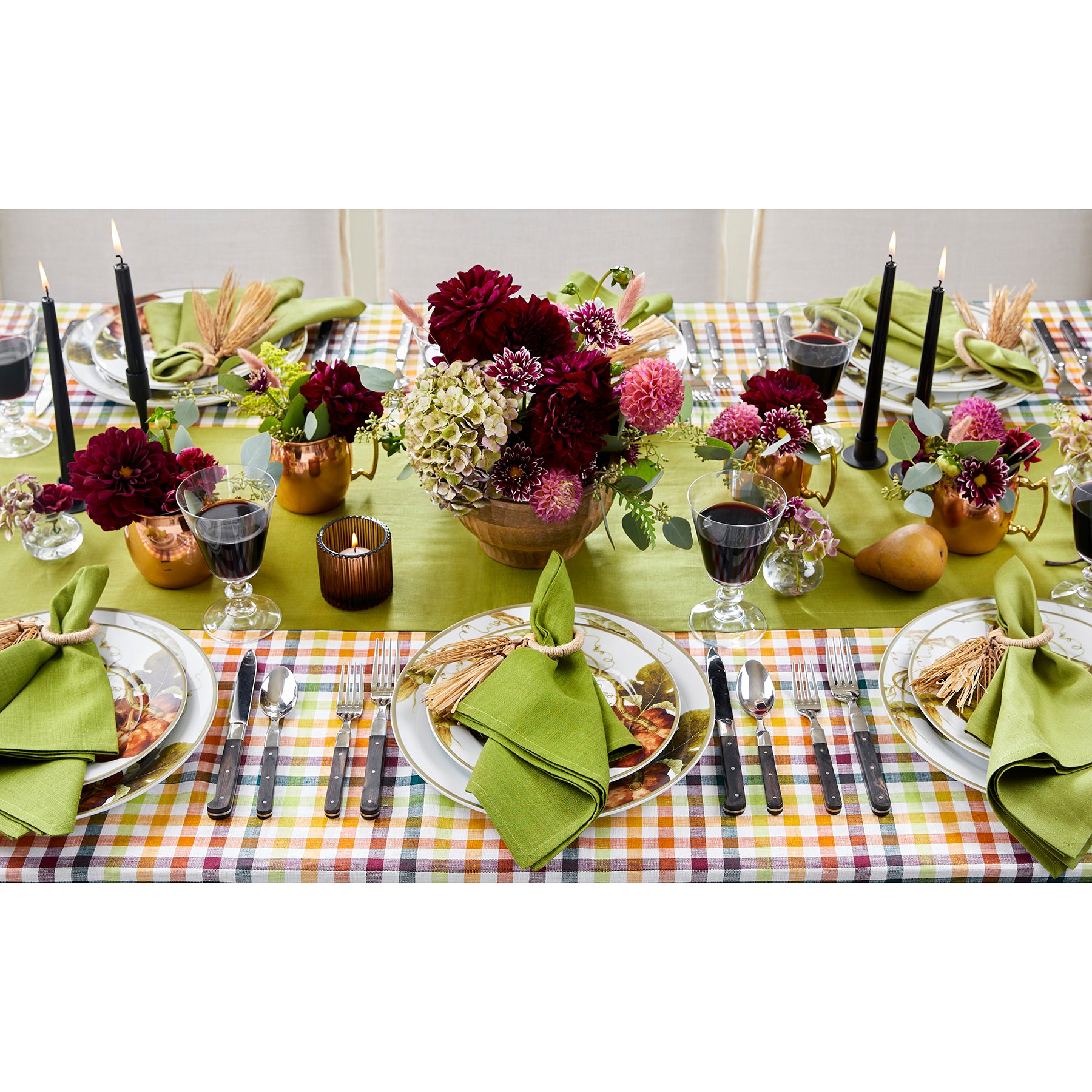 Elegant Fete Table Runner for Weddings, Parties & Events - Premium Decorative Dining Table Cover for Home & Restaurant Decor