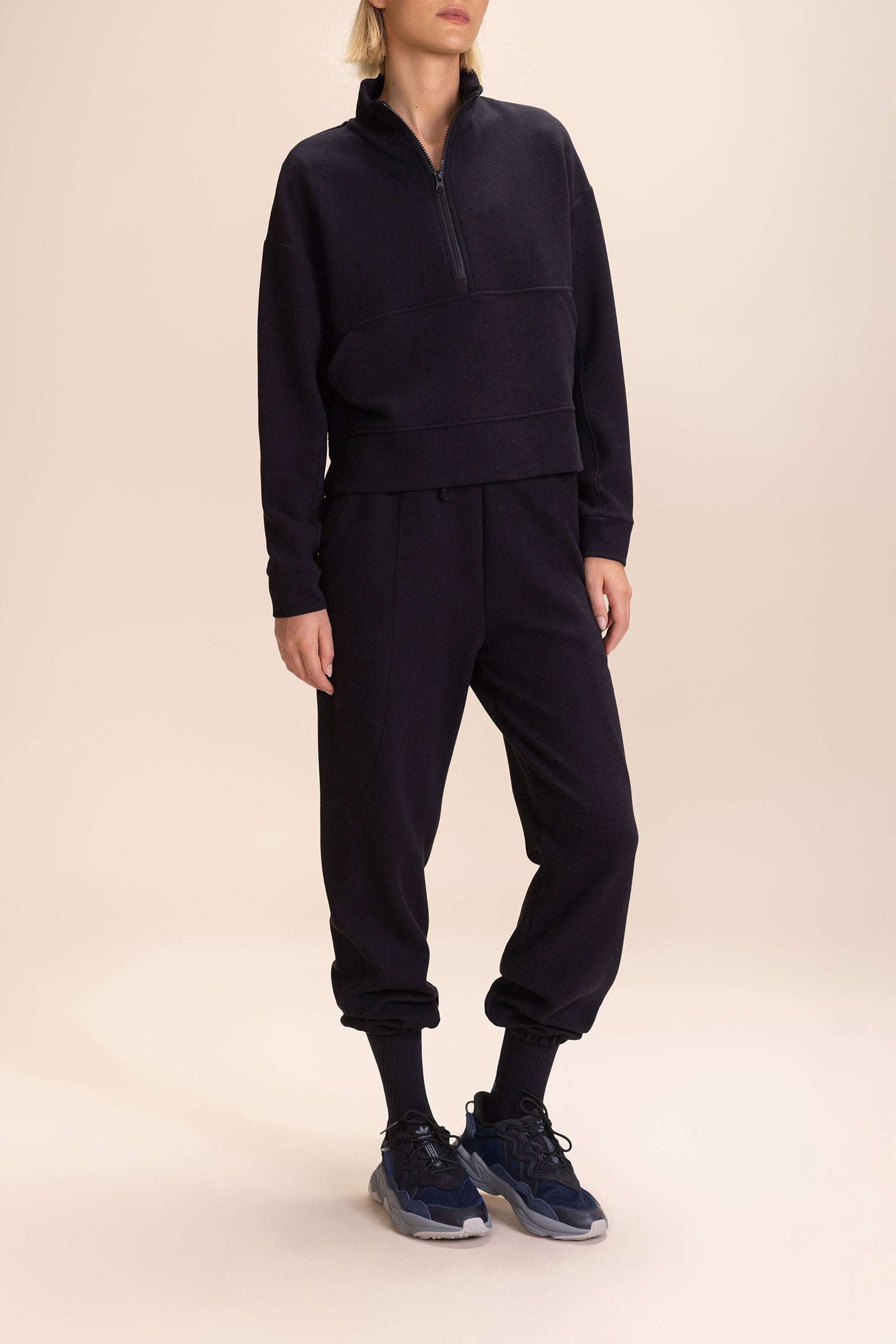 Stylish and Comfortable Sweatshirt for Women & Men | Soft Cotton Pullover Hoodie | Perfect for Casual Wear, Gym, and Outdoor Activities