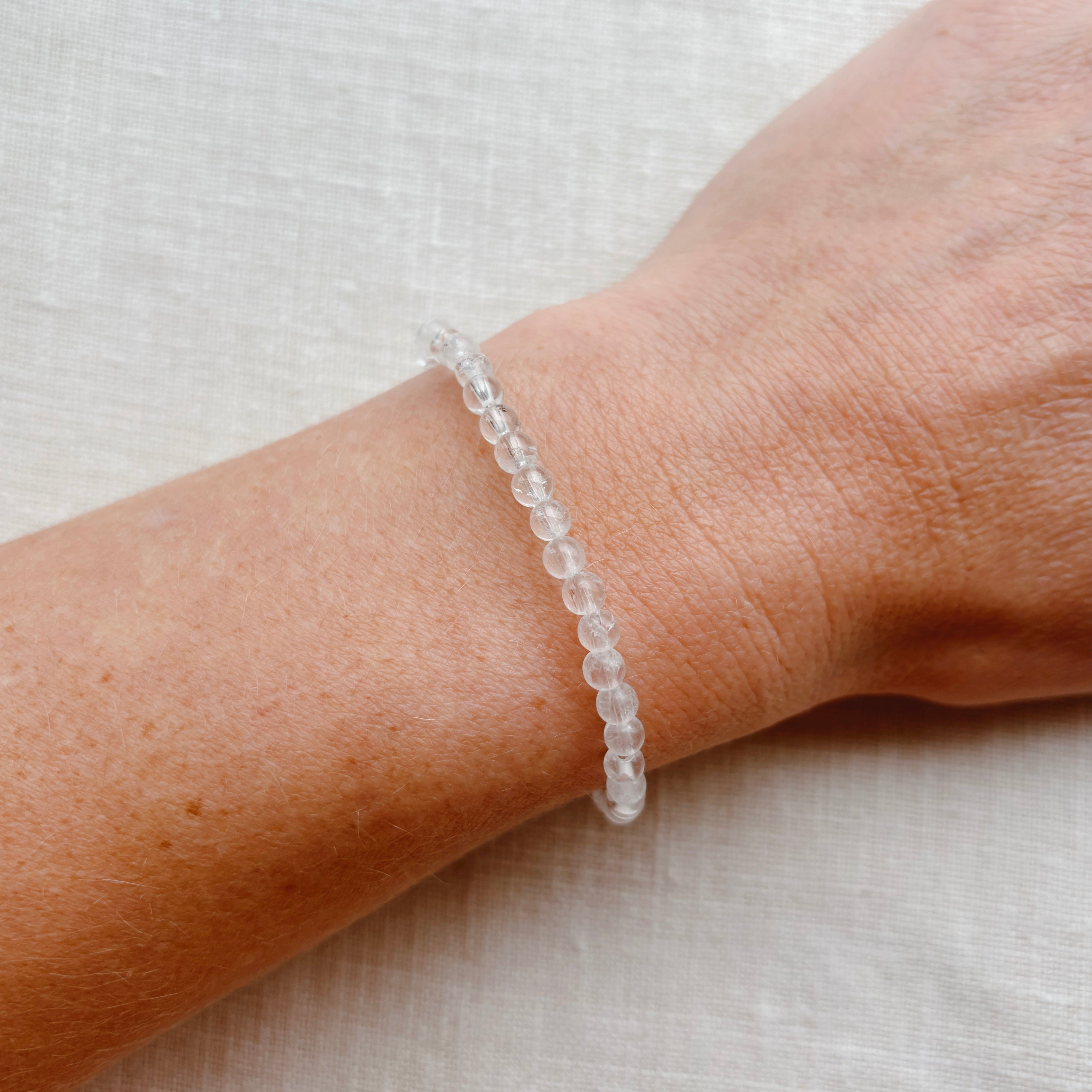 Bergkristal Energy Bracelet | Natural Crystal Healing Jewelry for Positive Energy & Balance | Perfect for Meditation, Yoga & Daily Wear