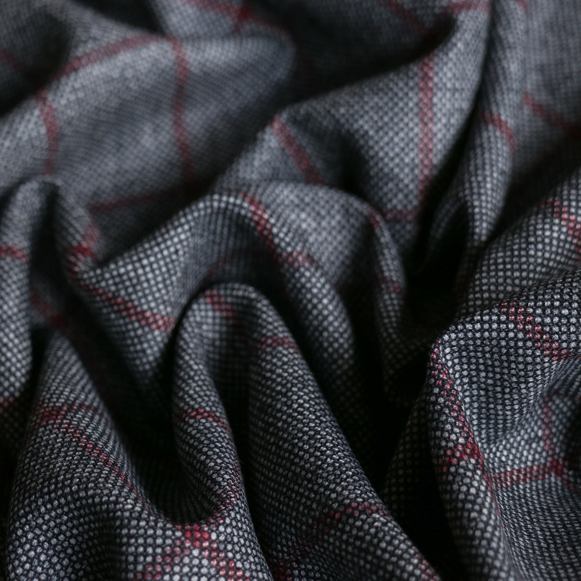 Premium Birdseye Grid Wool Fabric - Grey/Red Checkered Pattern for Coats, Suits & Winter Fashion