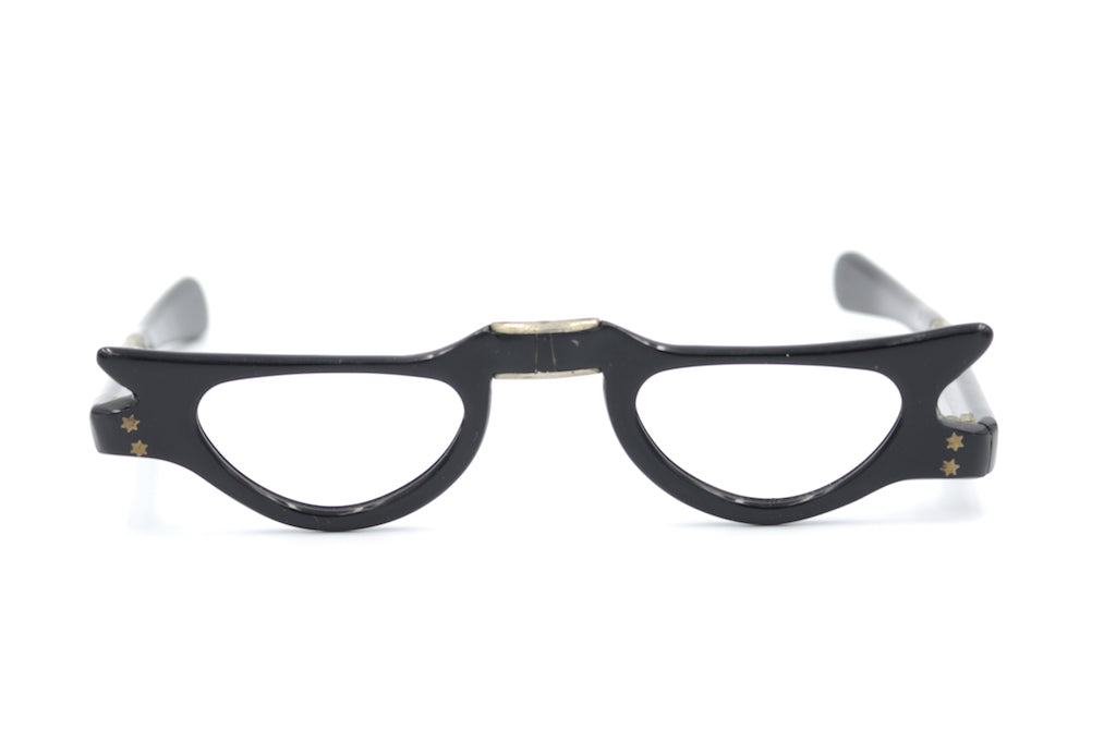 Stylish Black Cat Eye Foldable Sunglasses - UV Protection & Lightweight for Women - Perfect for Travel, Beach, and Outdoor Activities