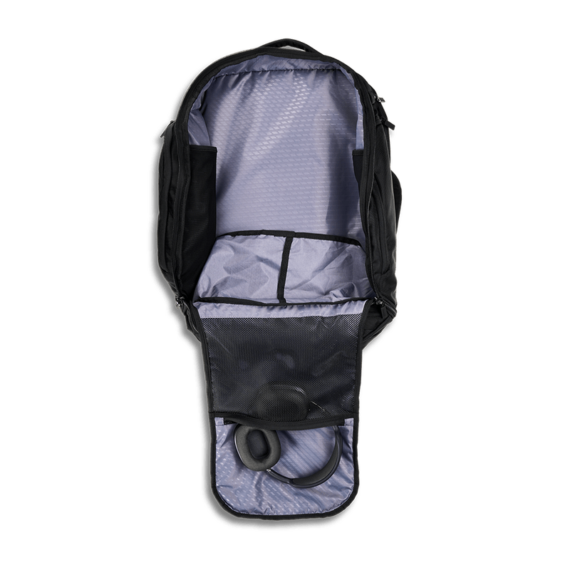 Ogio Pace Pro Max Travel Bag - Durable Carry-On Luggage for Business & Leisure Travel - Perfect for Airplanes, Weekend Getaways & Gym Use