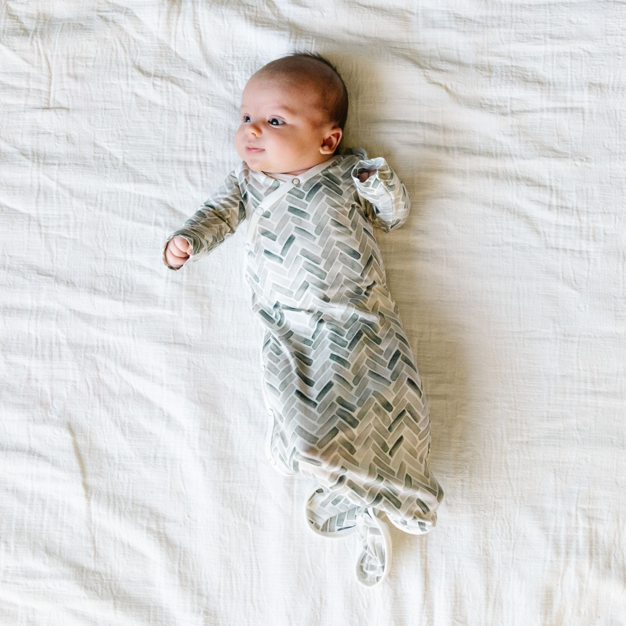 Newborn Knotted Gown for Baby Girls & Boys - Soft Cotton Infant Sleepwear - Perfect for Hospital, Home & Photo Shoots
