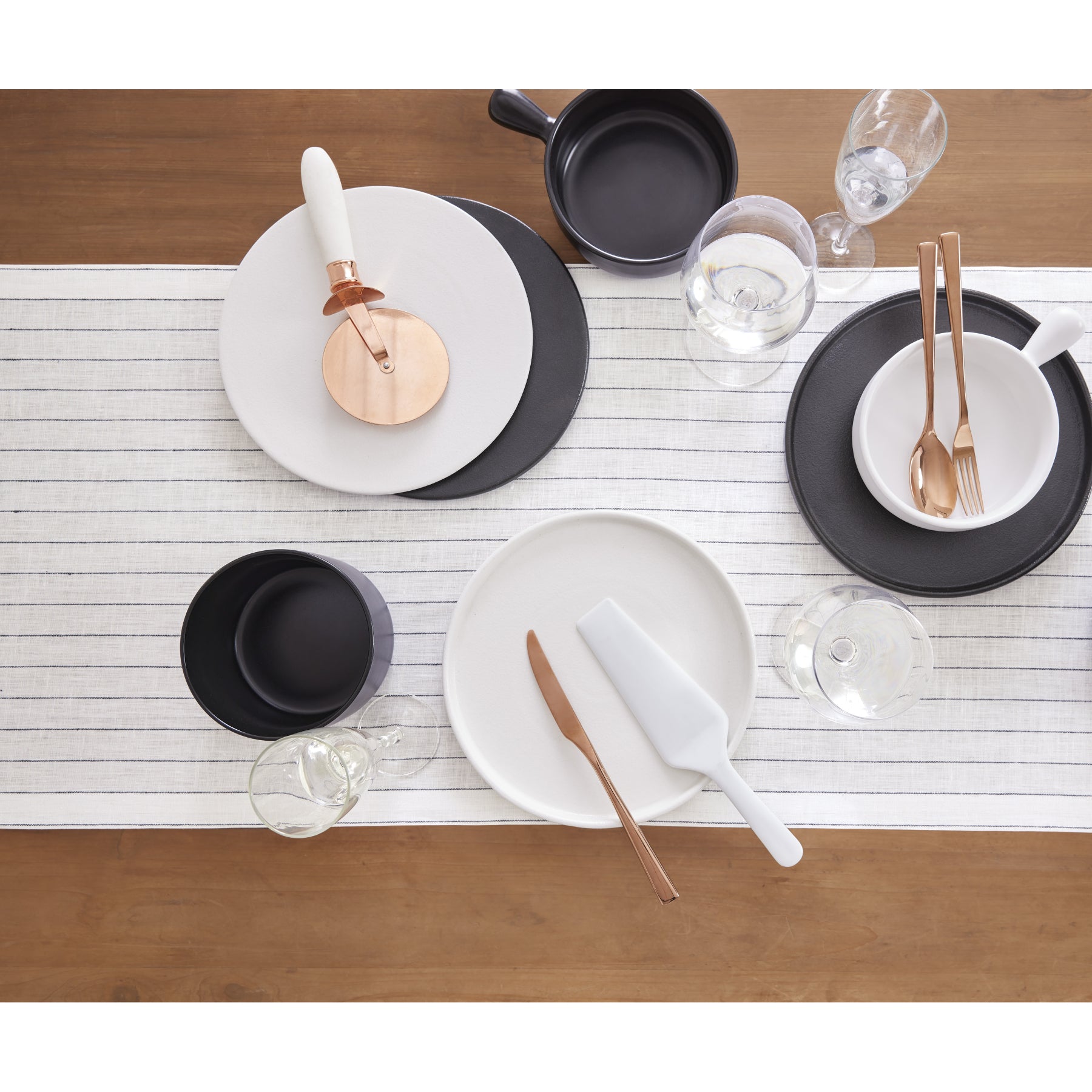 Elegant Pinstripe Table Runner - 16 Inch & 18 Inch Wide Options for Dining Table Decor | Perfect for Weddings, Parties & Holiday Tablescapes