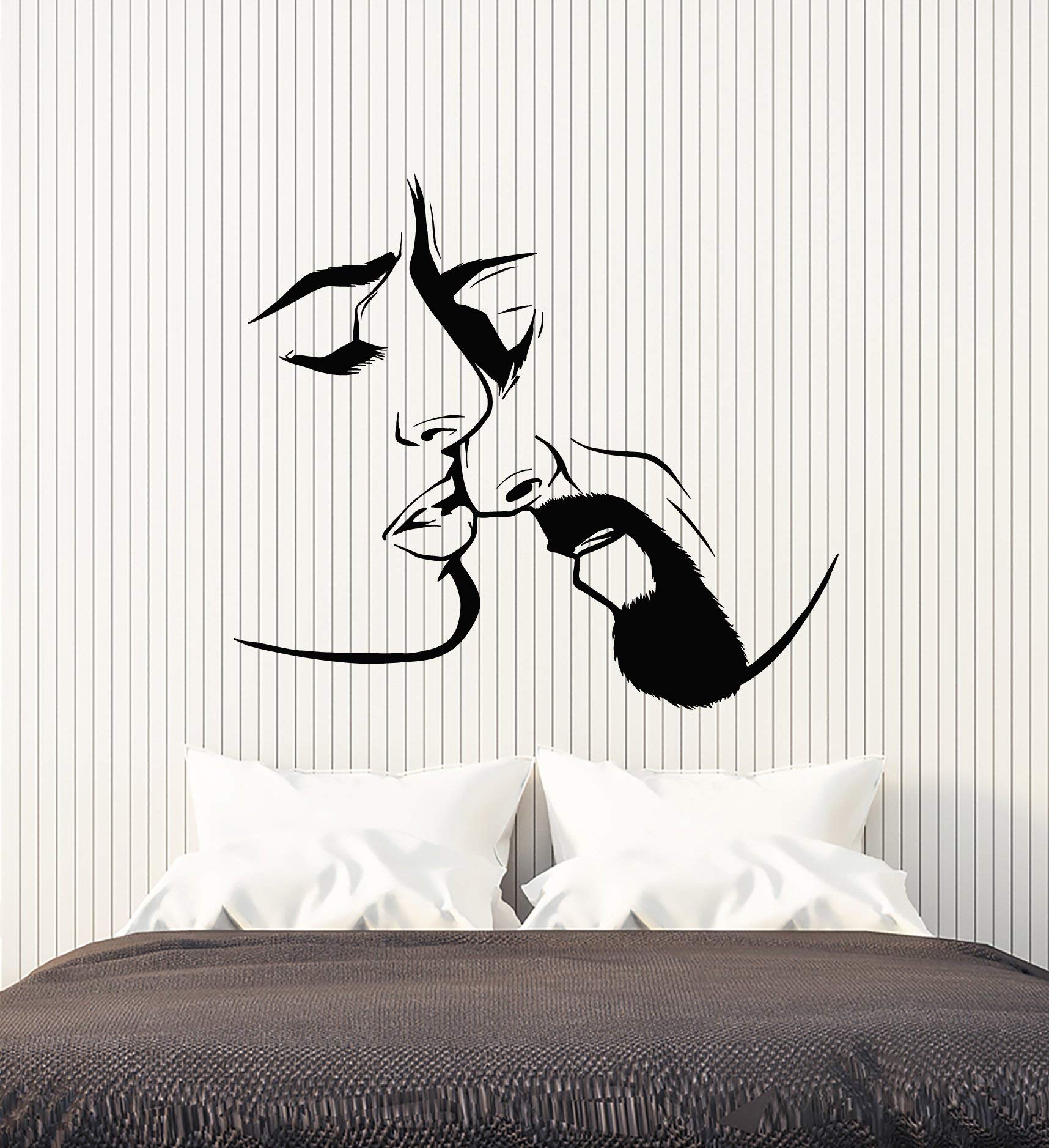 Romantic Couple Kiss Vinyl Wall Decal - Large Black Love Stickers for Bedroom Decor, Perfect for Valentine's Day & Anniversary Gifts - Peel & Stick Mural Art for Home, Apartment, Dorm Room