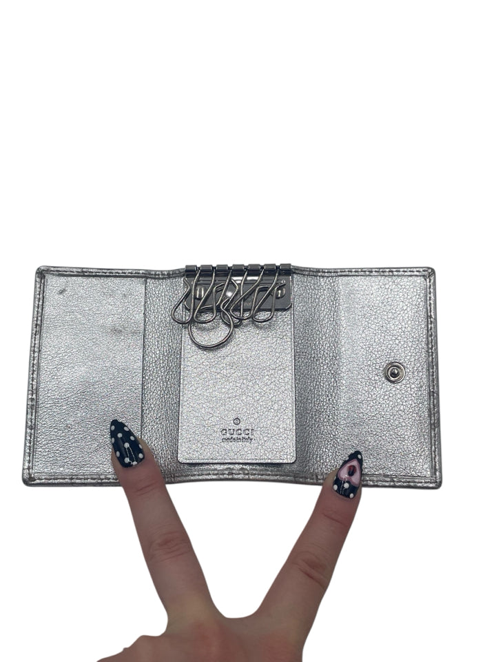 Authentic Guccissima Metallic Bow Key Holder - Luxury Leather Keychain for Women | Perfect for Home, Office & Travel Organization