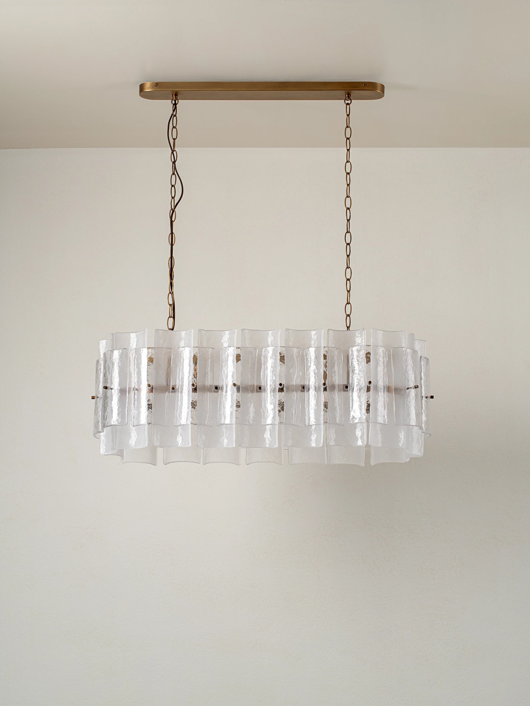 Pazo 9-Light Layered Textured Glass Oval Chandelier - Elegant Dining Room Lighting for Modern Home Decor