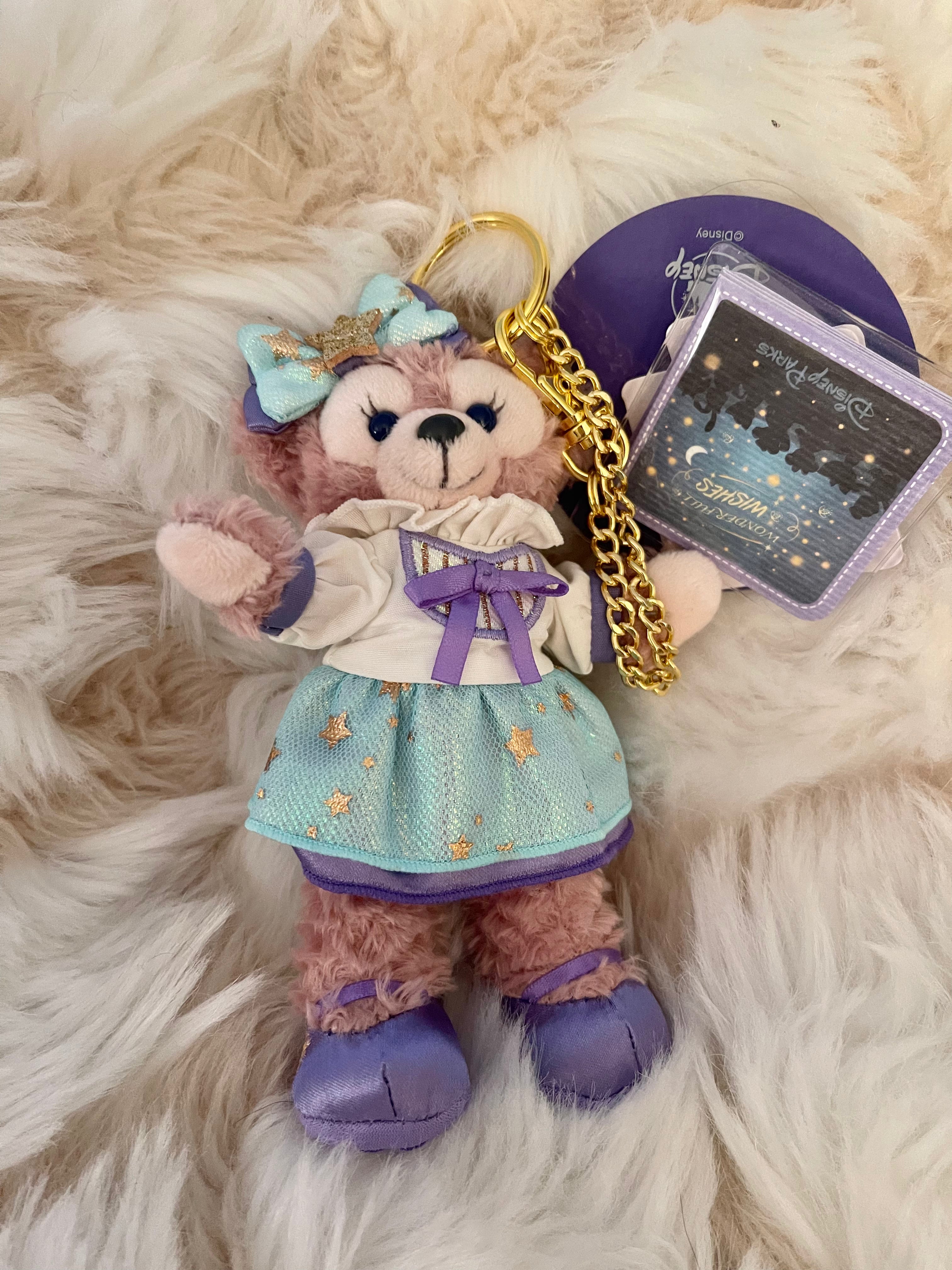 Disney Duffy & Friends 100th Anniversary Keychain Plush Badge - Aulani Exclusive Collectible for Bags, Backpacks & Gifts