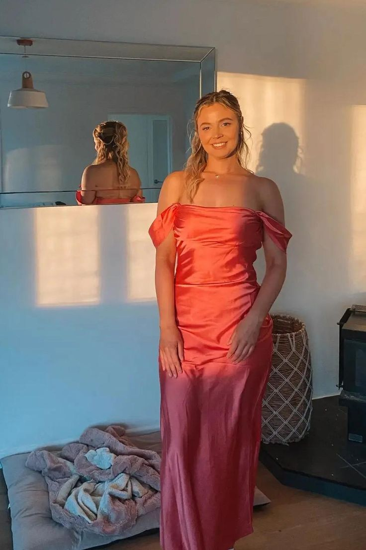 Elegant Off-the-Shoulder Sheath Long Prom Dress for Formal Parties & Special Occasions - Perfect for Homecoming, Graduation & Evening Gala Events - Style J4946