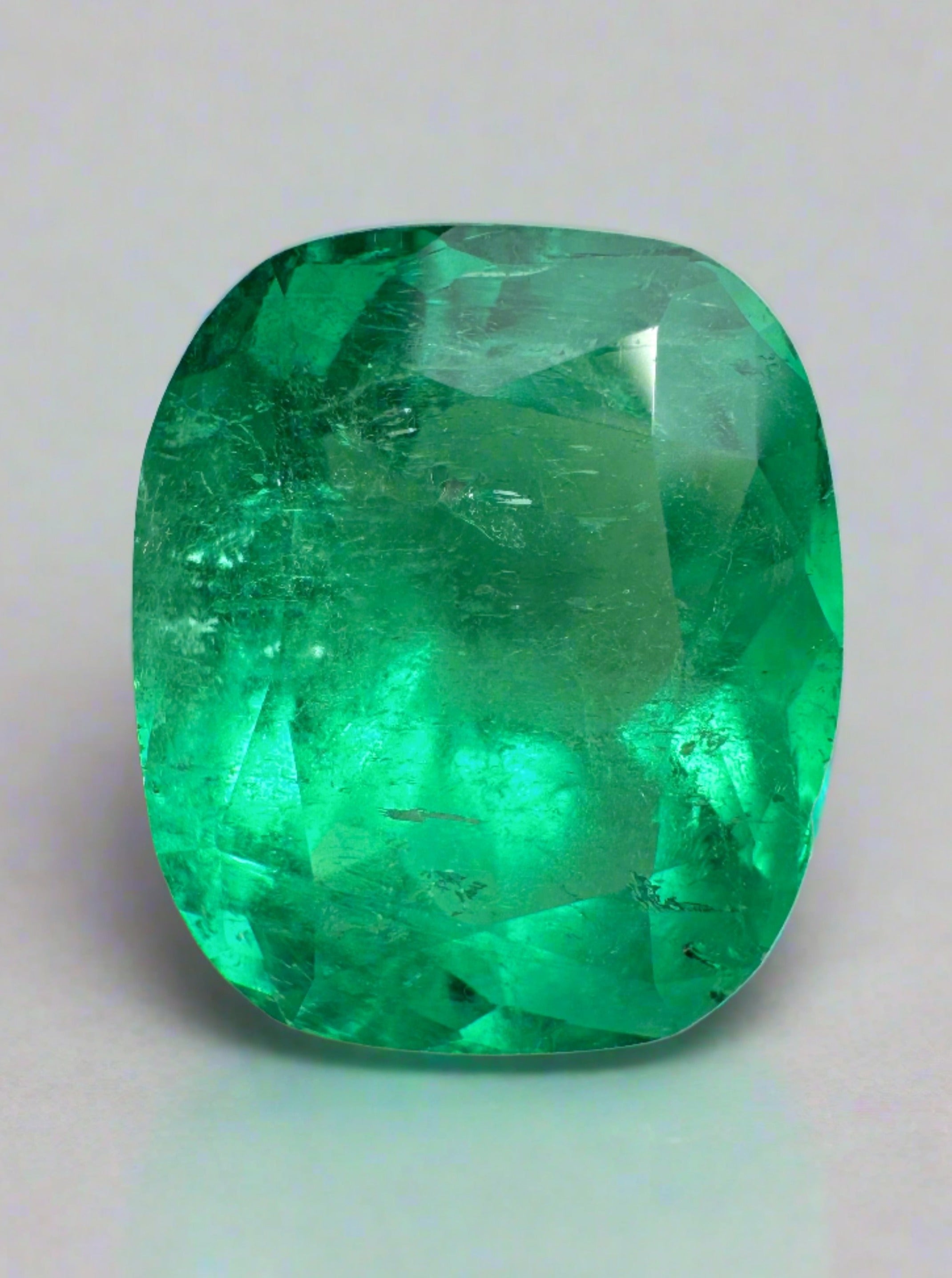 7.08 Carat 13x11mm Muzo Green Natural Colombian Loose Emerald Gemstone - Cushion Cut for Jewelry Making, Engagement Rings & Luxury Gifts
