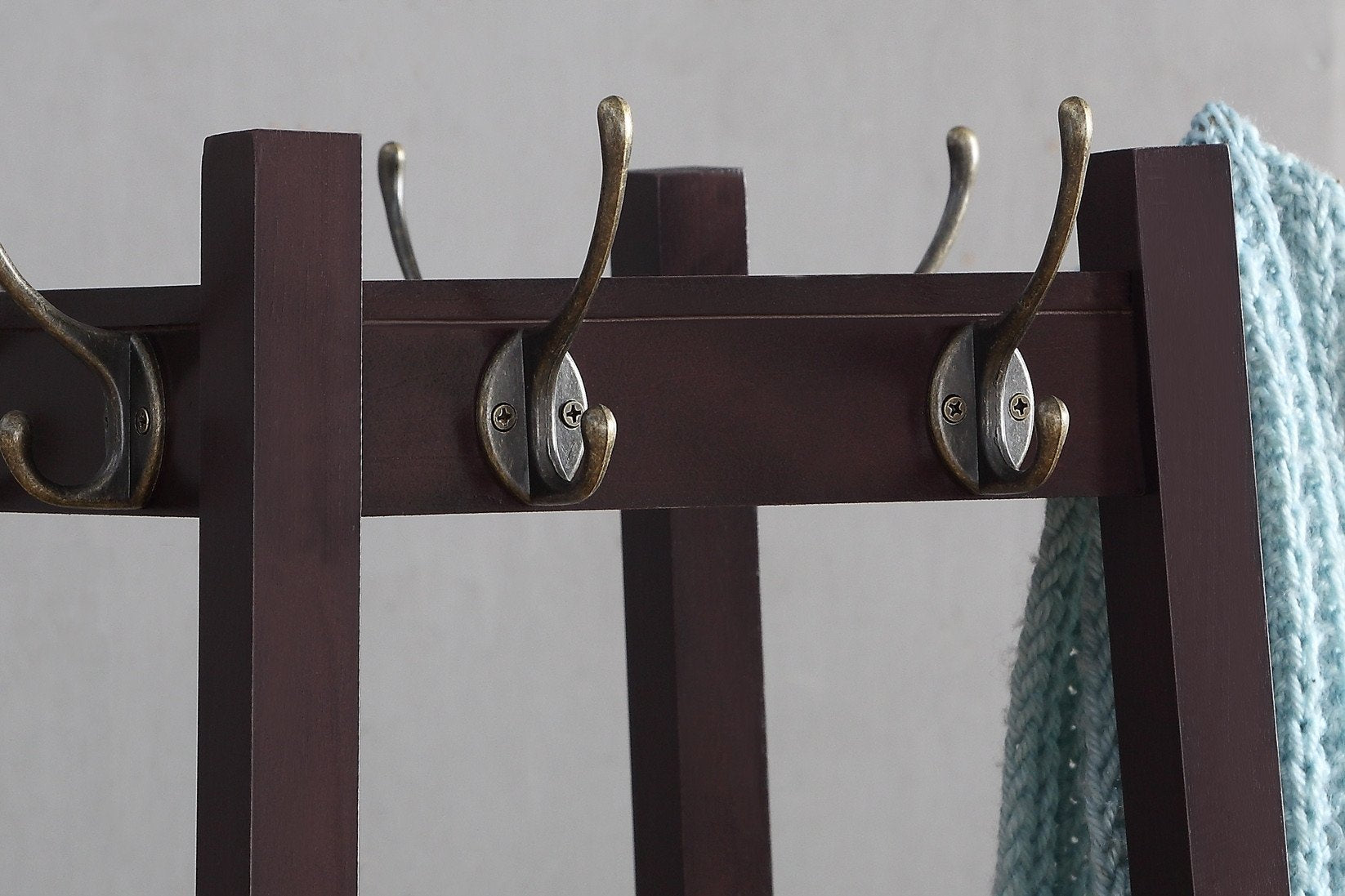 Roundhill Furniture Vassen 3-Tier Storage Coat Rack - Space Saving Entryway Organizer for Hats, Scarves & Jackets | Perfect for Hallway, Bedroom or Mudroom Organization