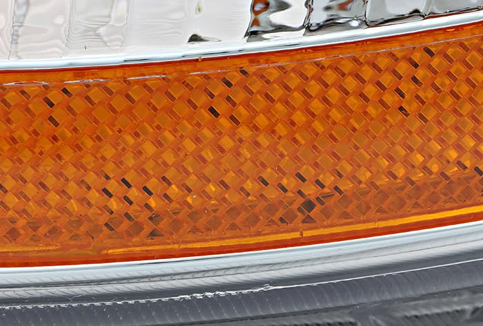 Honda Civic Headlight Assembly Replacement 1996-1998 - Halogen Headlamp Set for Driver & Passenger Side - Perfect for Night Driving and Vehicle Restoration Projects