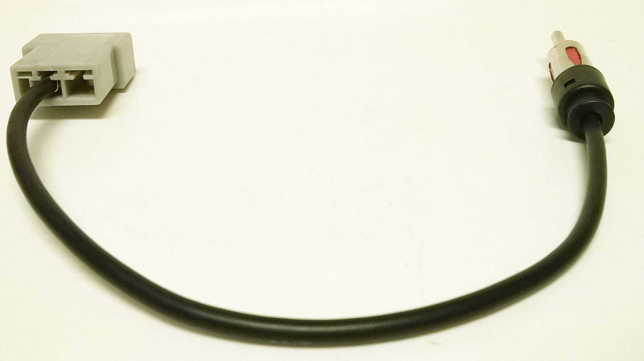 Subaru Legacy & Outback Stereo Antenna Harness Adapter (2010-2014 Models Without OEM Navigation) - Easy Radio Installation Upgrade for Better Sound Quality - Perfect for DIY Car Audio Projects & Aftermarket Head Unit Installations