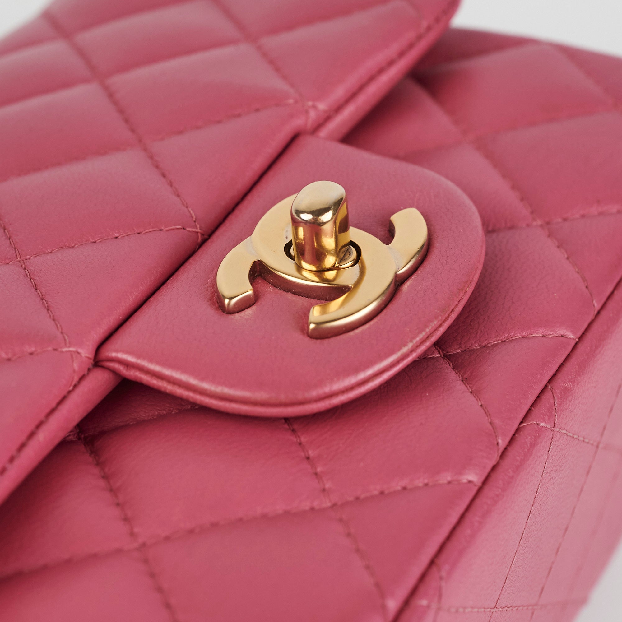 Chanel Square Mini Flap Bag in Soft Lambskin Leather - Light Pink | Luxury Crossbody Purse for Women | Perfect for Parties, Dates & Everyday Elegance